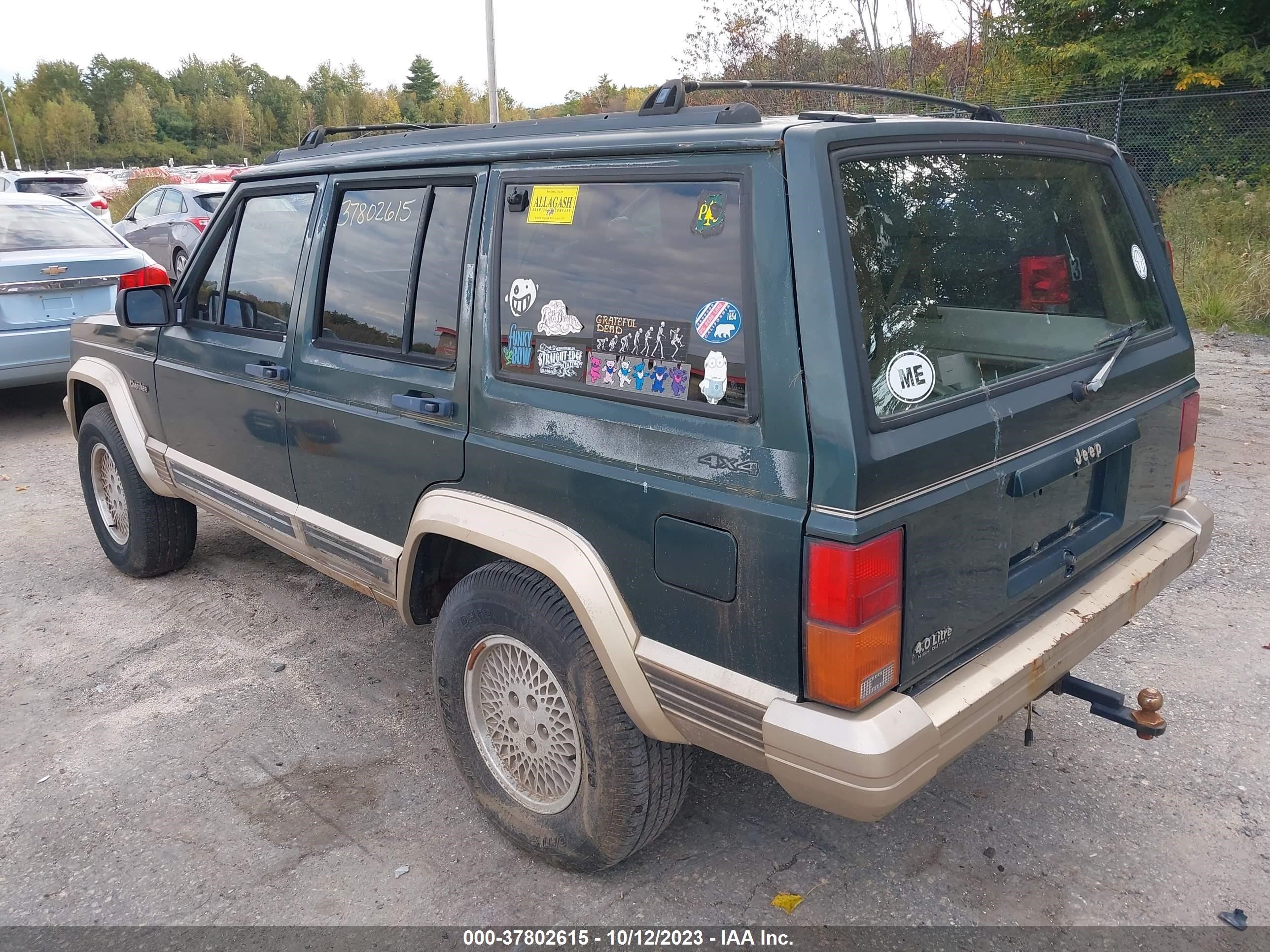 Photo 2 VIN: 1J4FJ78S5PL506142 - JEEP CHEROKEE 