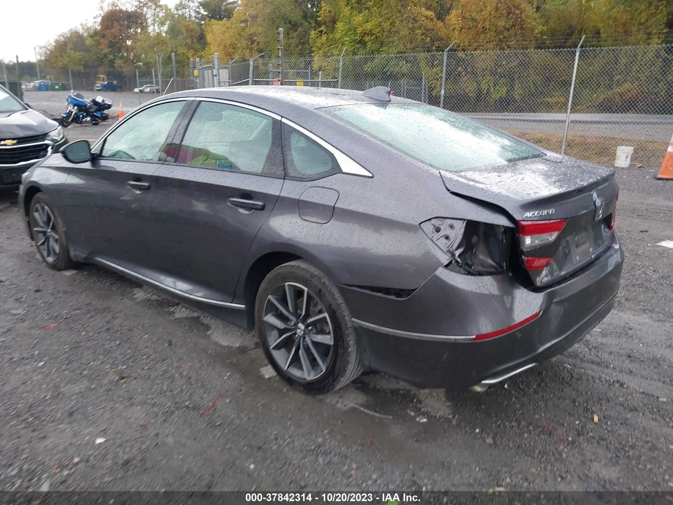 Photo 2 VIN: 1J4FJ78S9TL133939 - HONDA ACCORD 