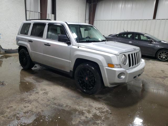 Photo 3 VIN: 1J4FT28A19D220791 - JEEP PATRIOT SP 