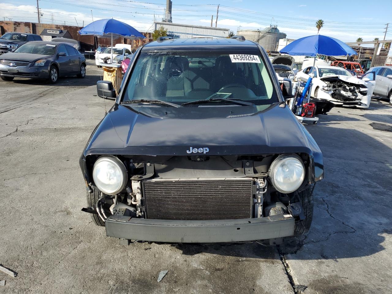 Photo 4 VIN: 1J4FT28A59D228893 - JEEP LIBERTY (PATRIOT) 