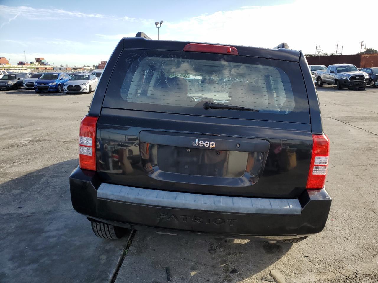 Photo 5 VIN: 1J4FT28A59D228893 - JEEP LIBERTY (PATRIOT) 