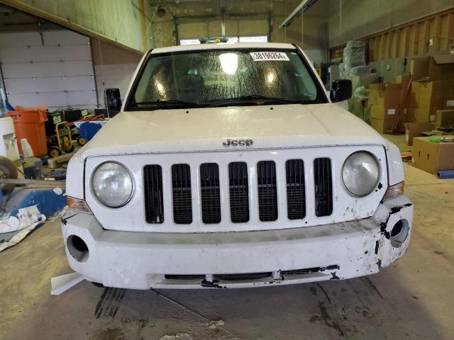 Photo 4 VIN: 1J4FT28A99D196191 - JEEP PATRIOT 