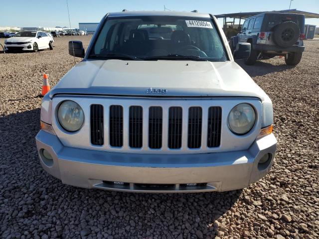 Photo 4 VIN: 1J4FT28B19D178681 - JEEP PATRIOT SP 