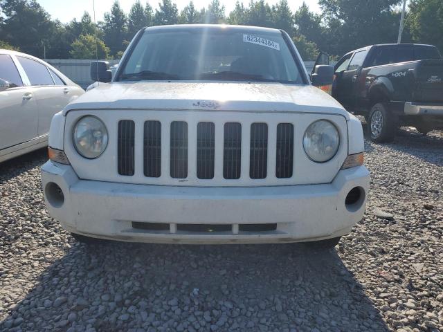 Photo 4 VIN: 1J4FT28B29D102600 - JEEP PATRIOT 