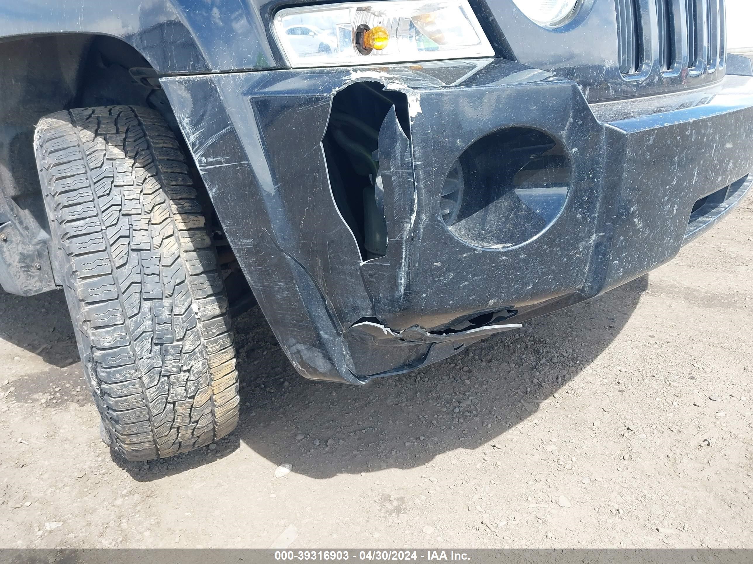 Photo 13 VIN: 1J4FT28B49D217618 - JEEP LIBERTY (PATRIOT) 