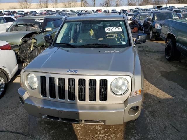 Photo 4 VIN: 1J4FT28B59D160278 - JEEP PATRIOT 