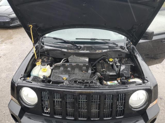 Photo 11 VIN: 1J4FT28B79D184405 - JEEP PATRIOT SP 