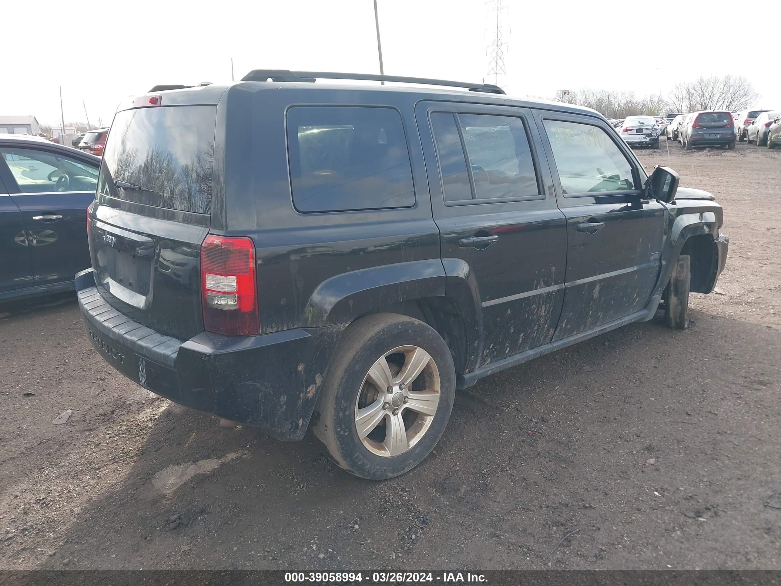 Photo 3 VIN: 1J4FT28B79D229293 - JEEP LIBERTY (PATRIOT) 