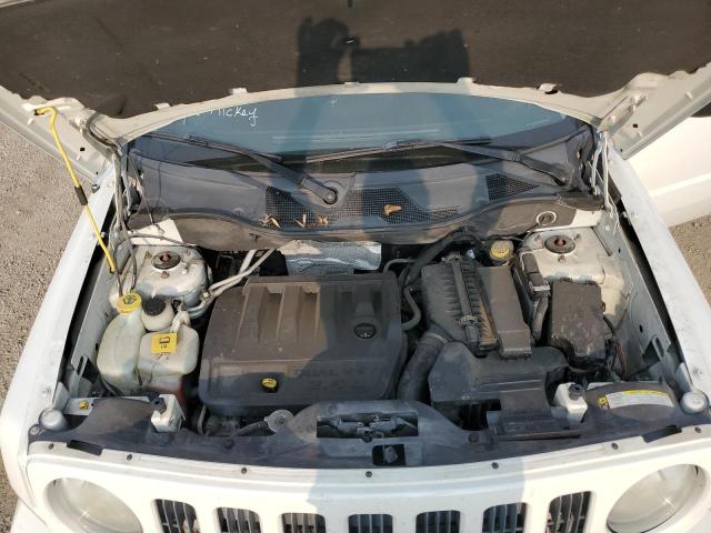 Photo 11 VIN: 1J4FT28BX9D146960 - JEEP PATRIOT SP 