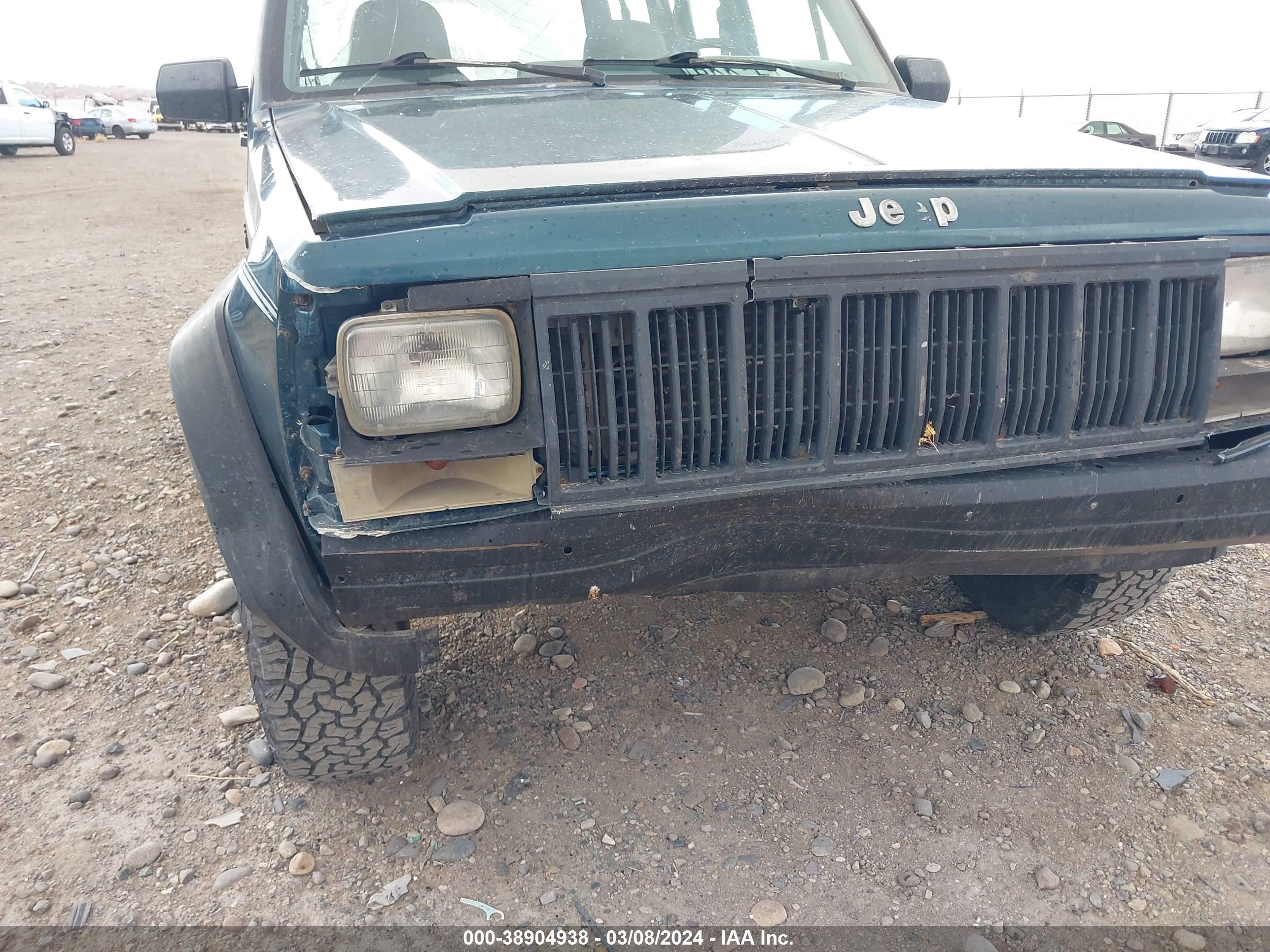 Photo 5 VIN: 1J4FT28S1SL582172 - JEEP CHEROKEE 