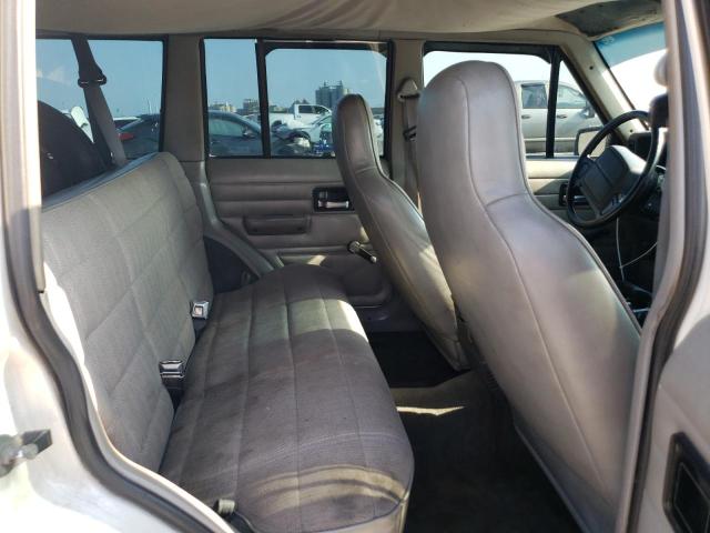 Photo 10 VIN: 1J4FT28S3TL197827 - JEEP CHEROKEE S 