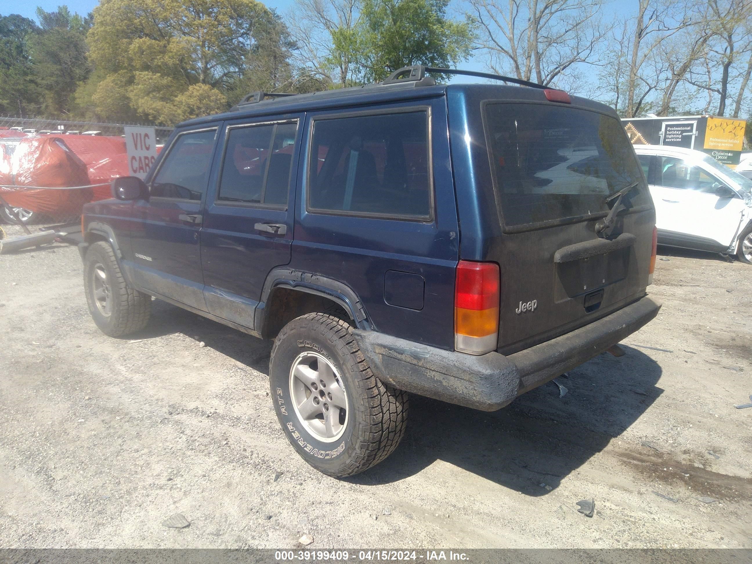 Photo 2 VIN: 1J4FT28S7YL124600 - JEEP CHEROKEE 