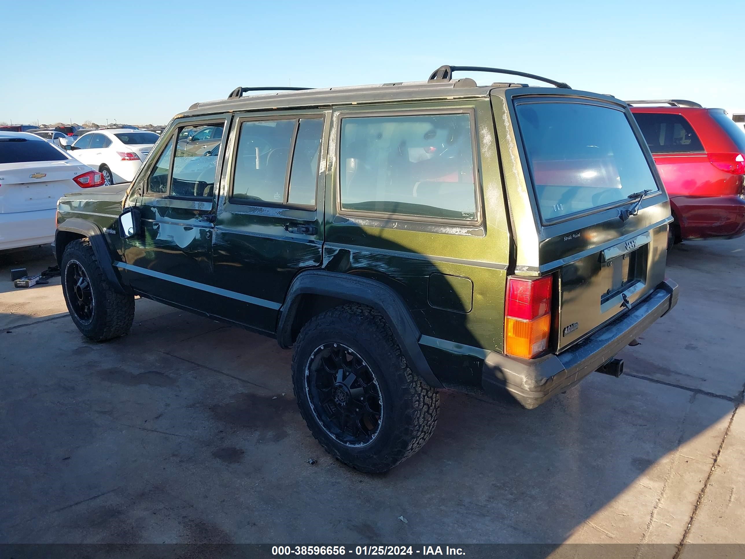 Photo 2 VIN: 1J4FT28S9SL589483 - JEEP CHEROKEE 