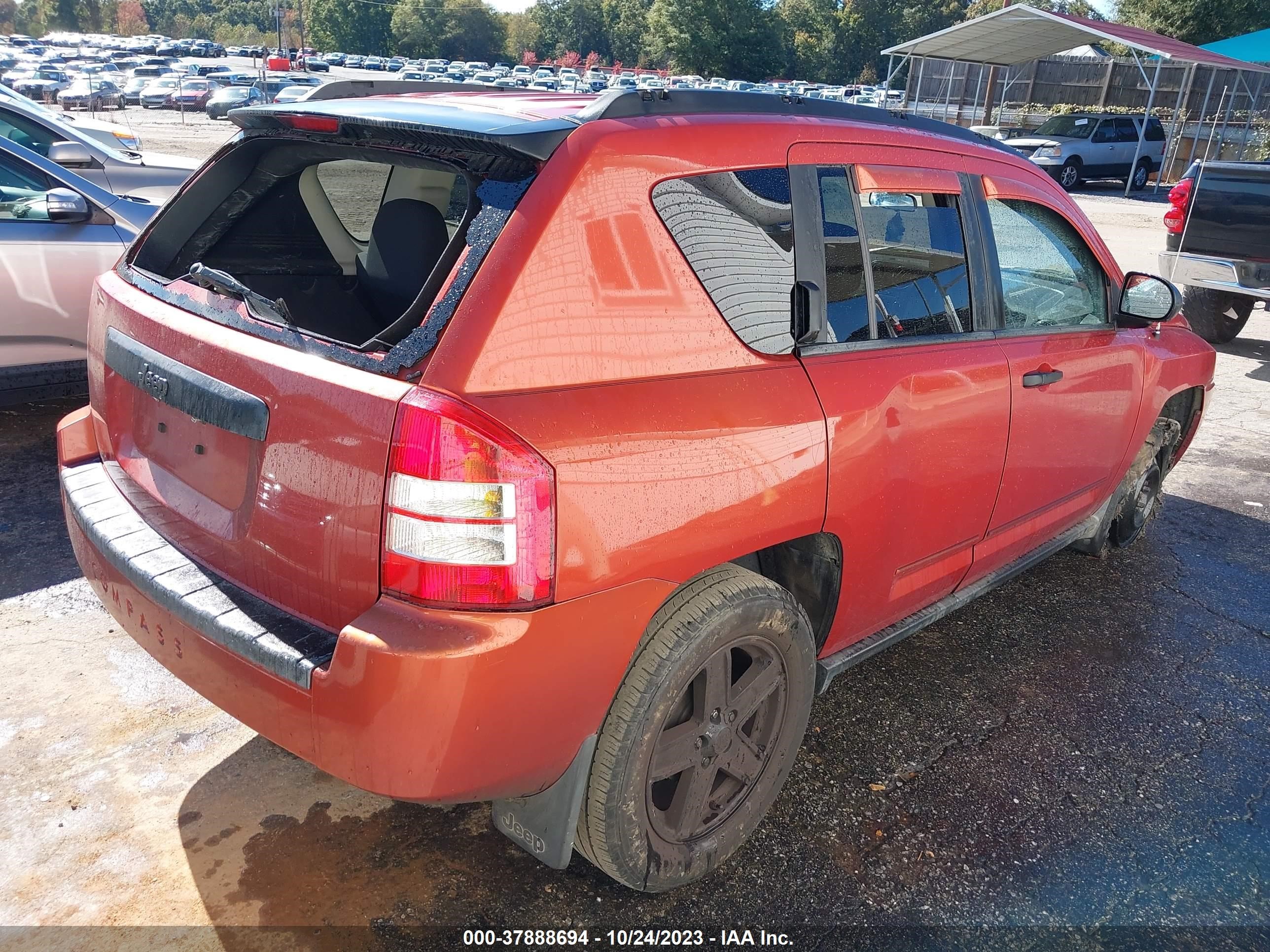 Photo 3 VIN: 1J4FT47AX9D101361 - JEEP COMPASS 