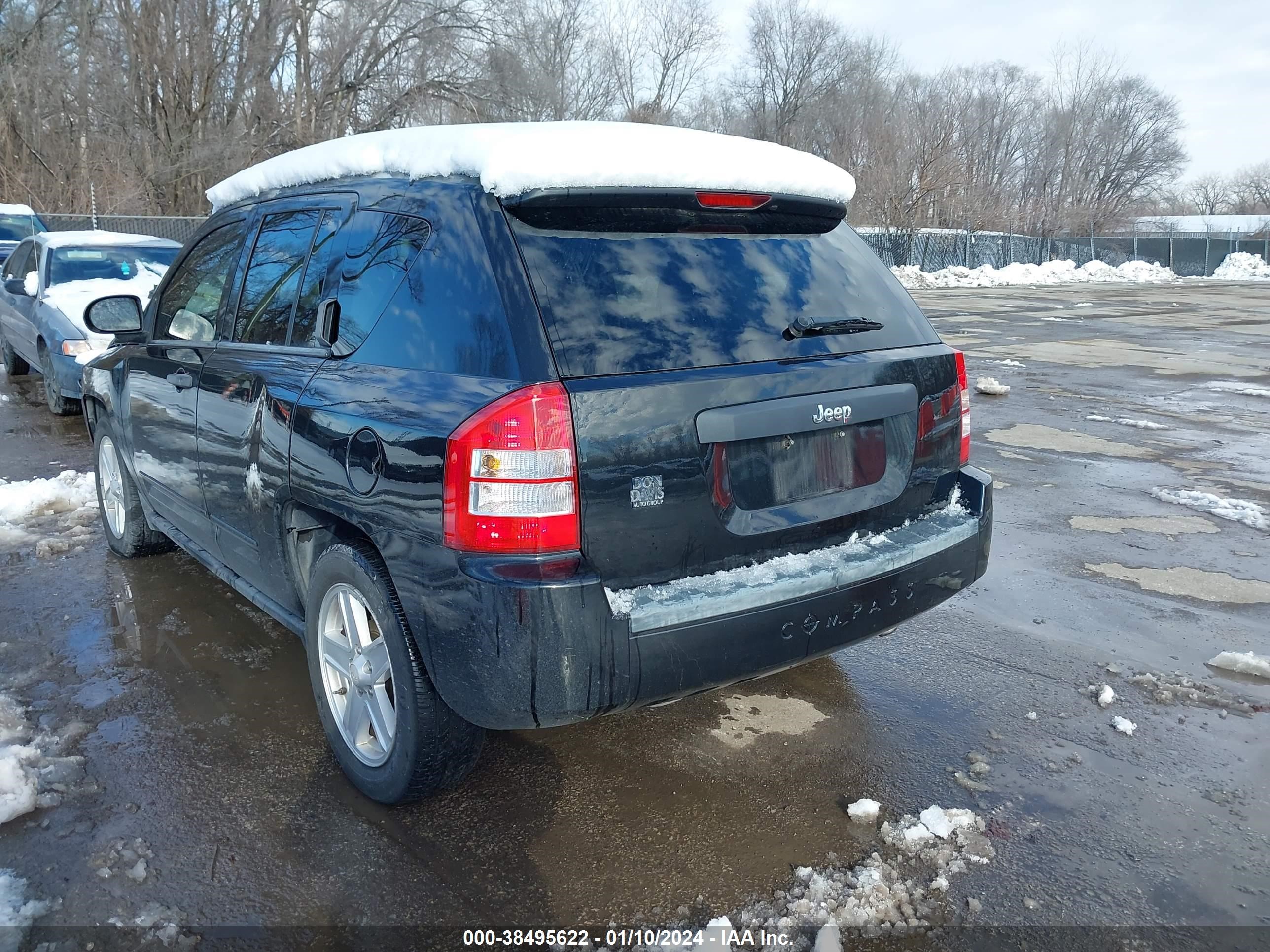 Photo 2 VIN: 1J4FT47B29D102741 - JEEP COMPASS 