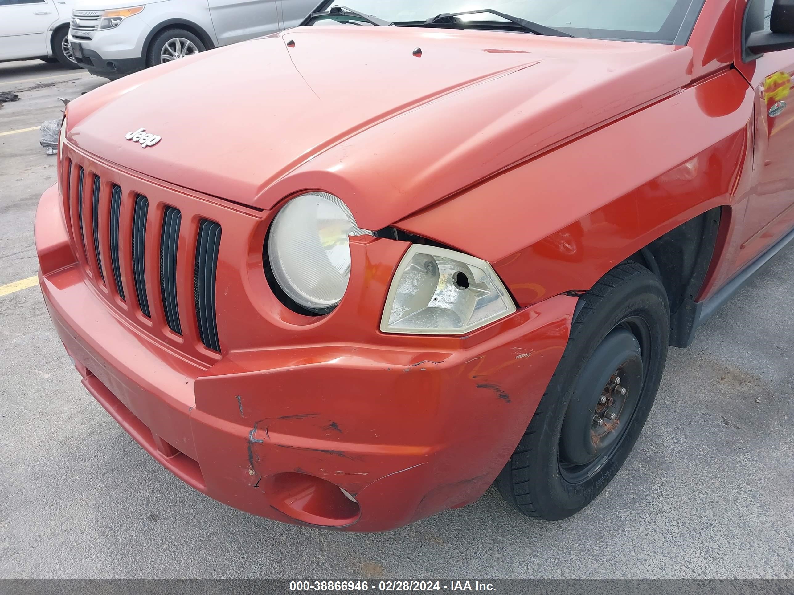 Photo 11 VIN: 1J4FT47B29D196426 - JEEP COMPASS 