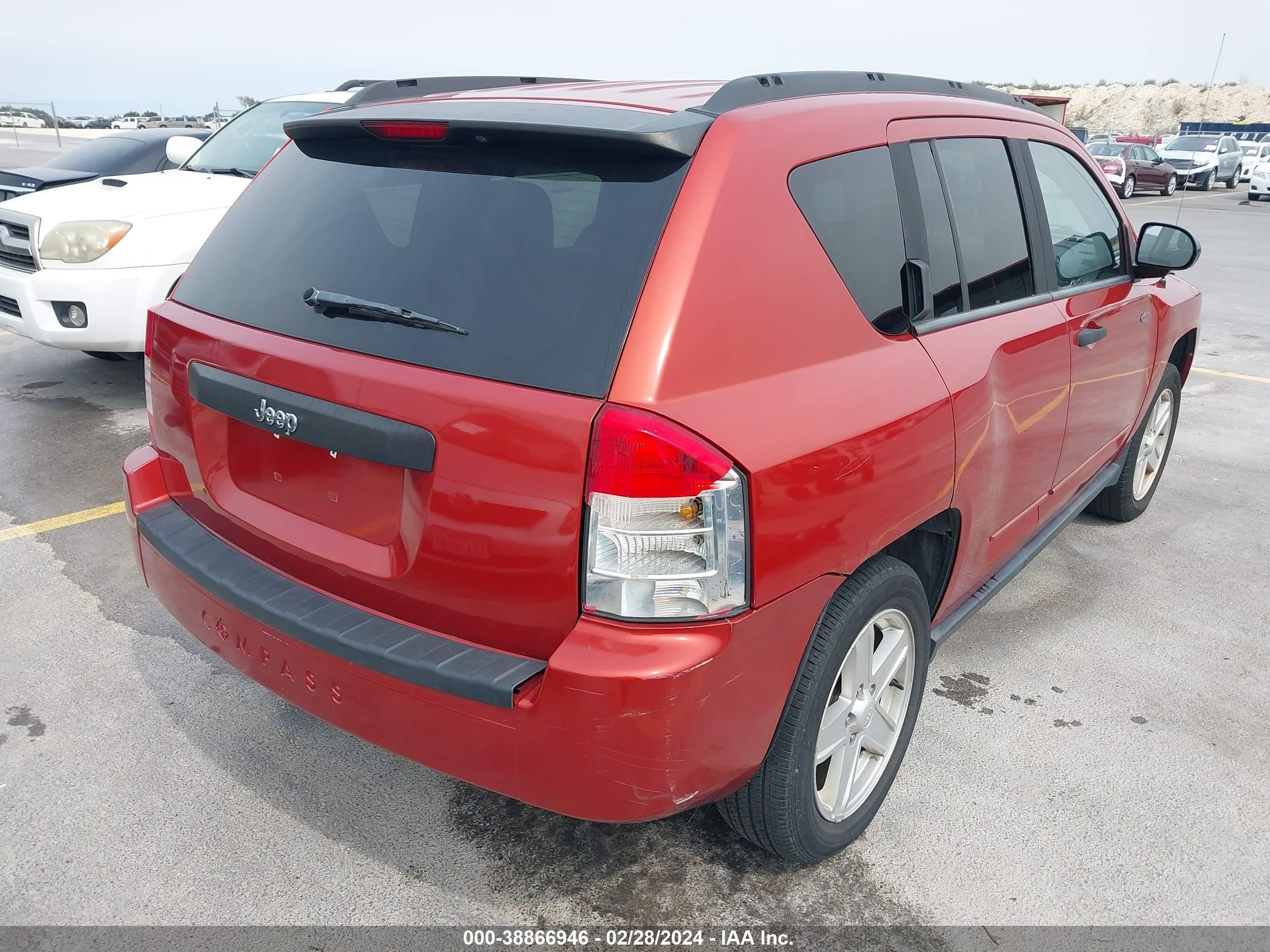 Photo 3 VIN: 1J4FT47B29D196426 - JEEP COMPASS 