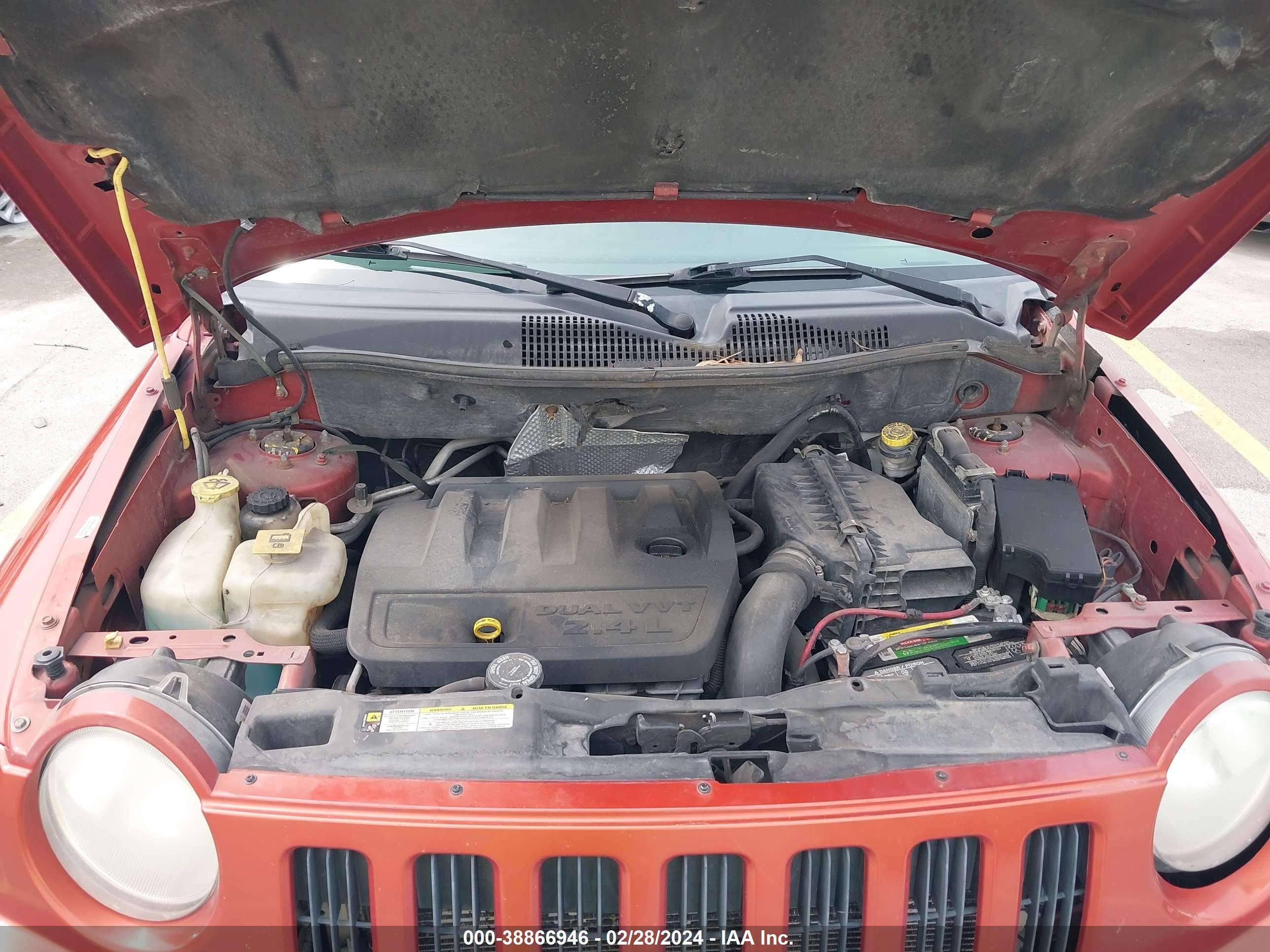 Photo 9 VIN: 1J4FT47B29D196426 - JEEP COMPASS 