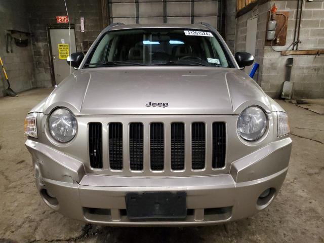 Photo 4 VIN: 1J4FT47B29D208283 - JEEP COMPASS 