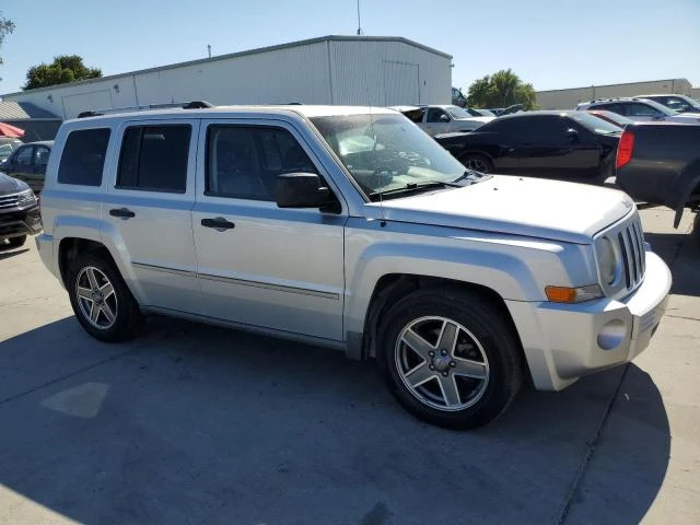 Photo 3 VIN: 1J4FT48B79D147124 - JEEP PATRIOT LI 