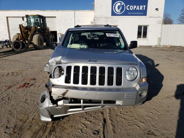 Photo 4 VIN: 1J4FT48B99D227959 - JEEP PATRIOT 