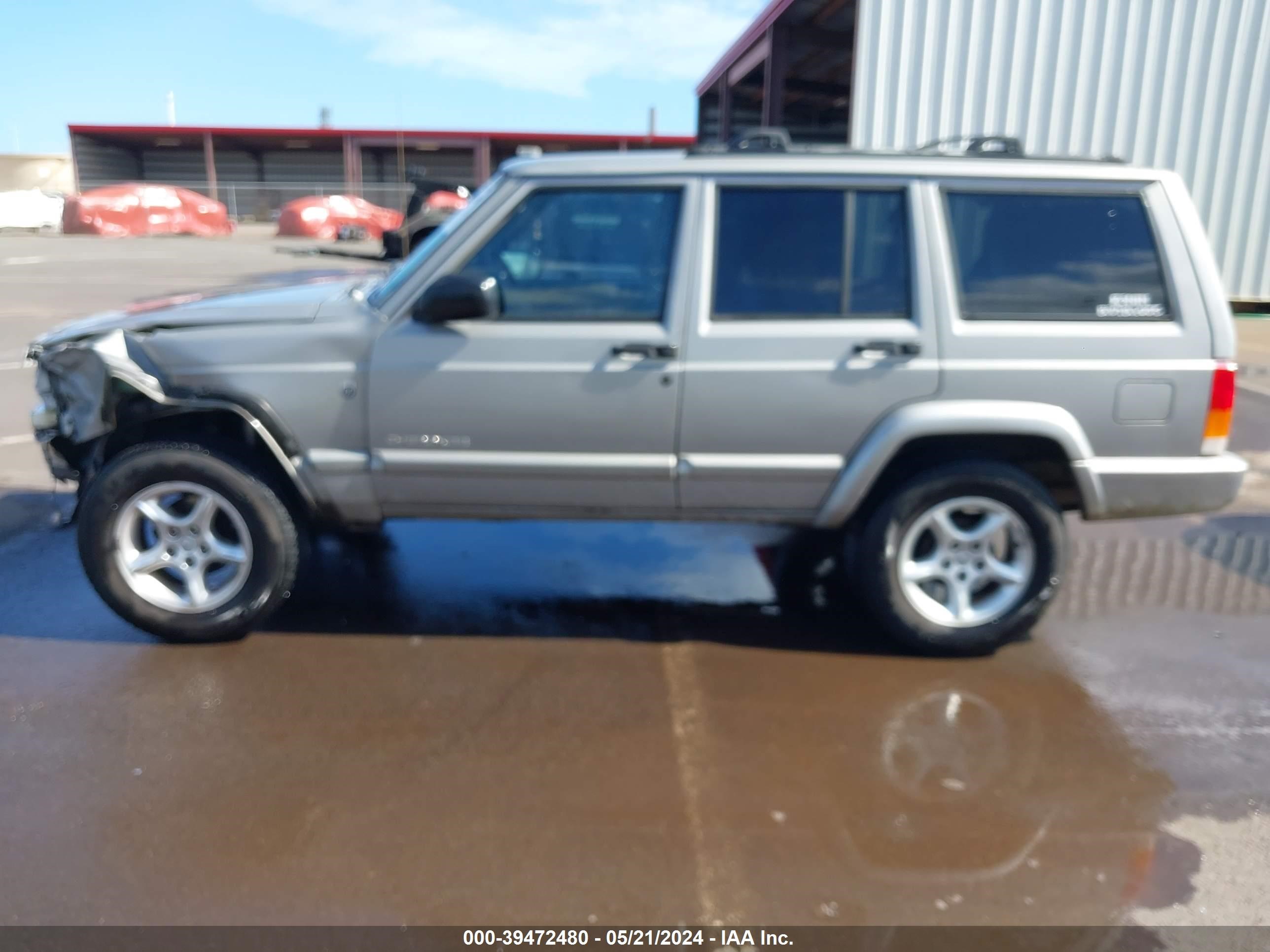 Photo 14 VIN: 1J4FT48S01L605001 - JEEP CHEROKEE 