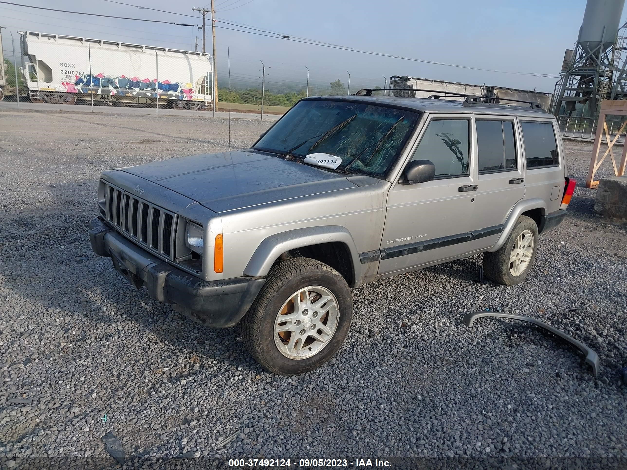 Photo 1 VIN: 1J4FT48S61L538923 - JEEP CHEROKEE 