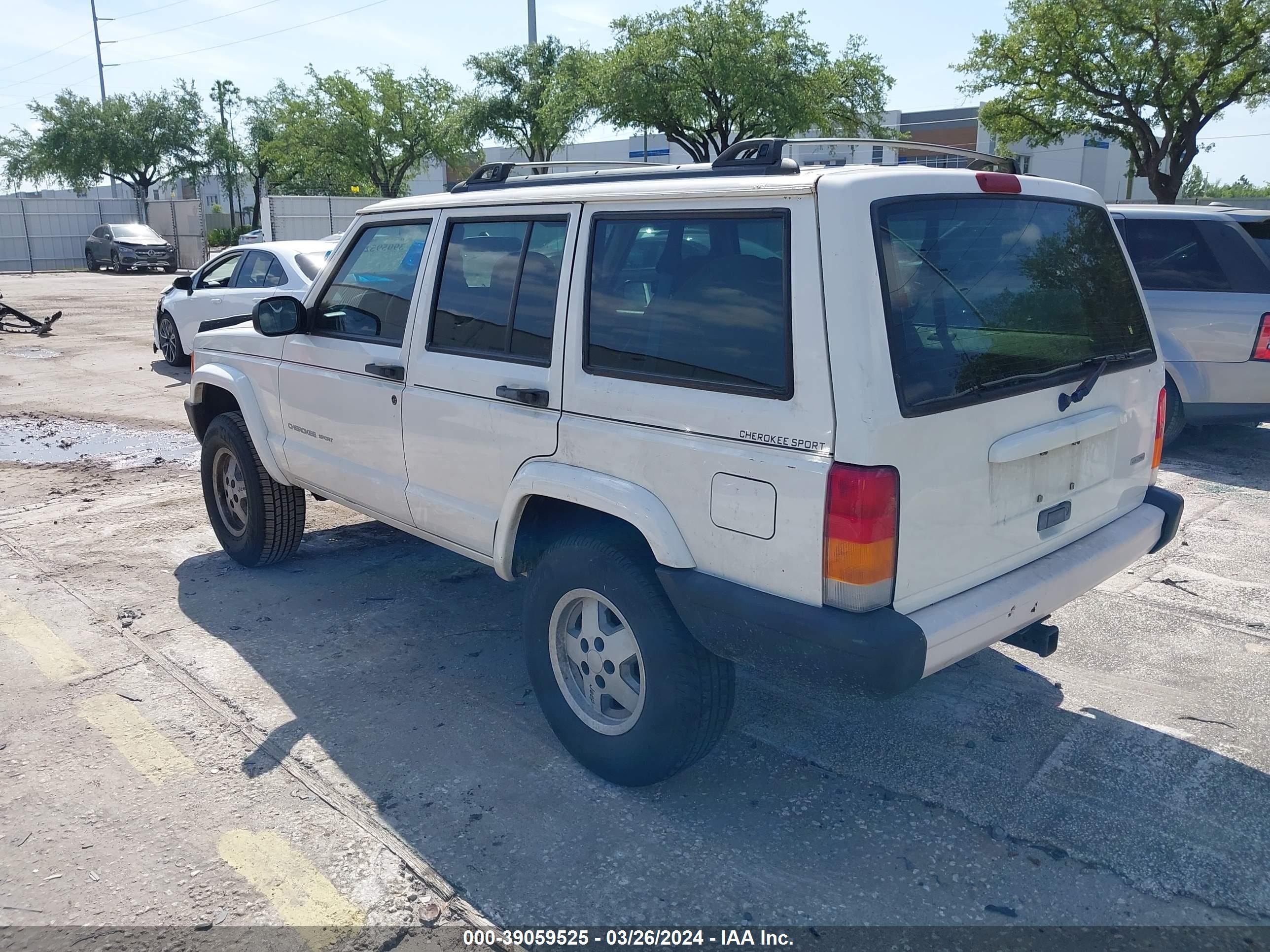 Photo 2 VIN: 1J4FT48SXYL167372 - JEEP CHEROKEE 