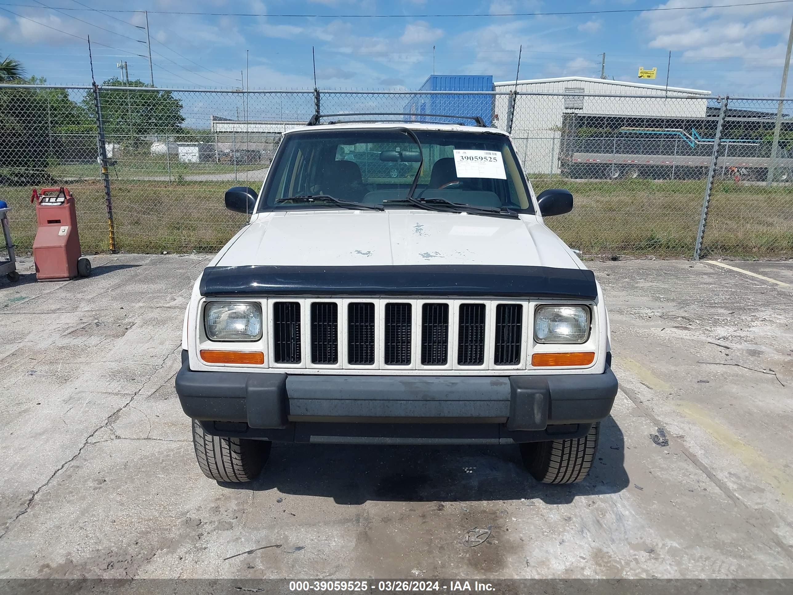 Photo 5 VIN: 1J4FT48SXYL167372 - JEEP CHEROKEE 