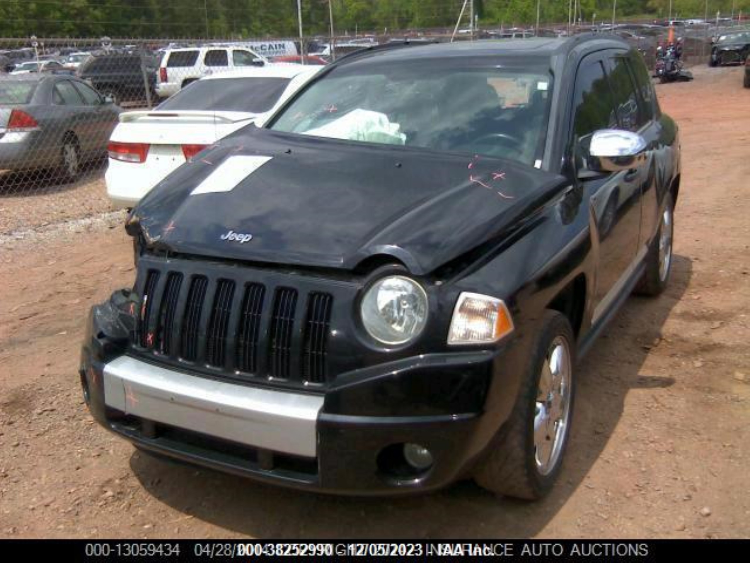 Photo 2 VIN: 1J4FT57B59D183580 - JEEP COMPASS 