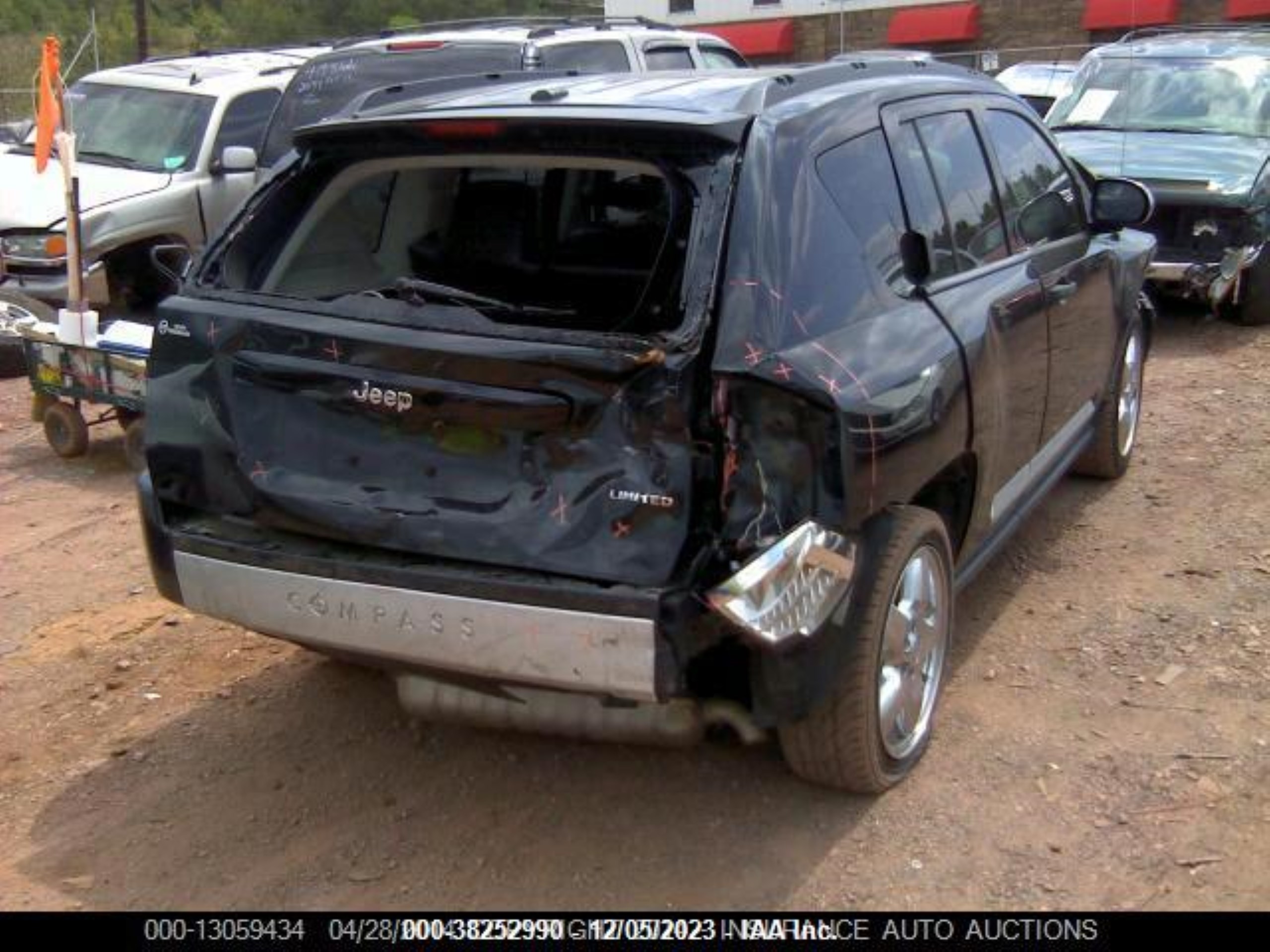 Photo 4 VIN: 1J4FT57B59D183580 - JEEP COMPASS 