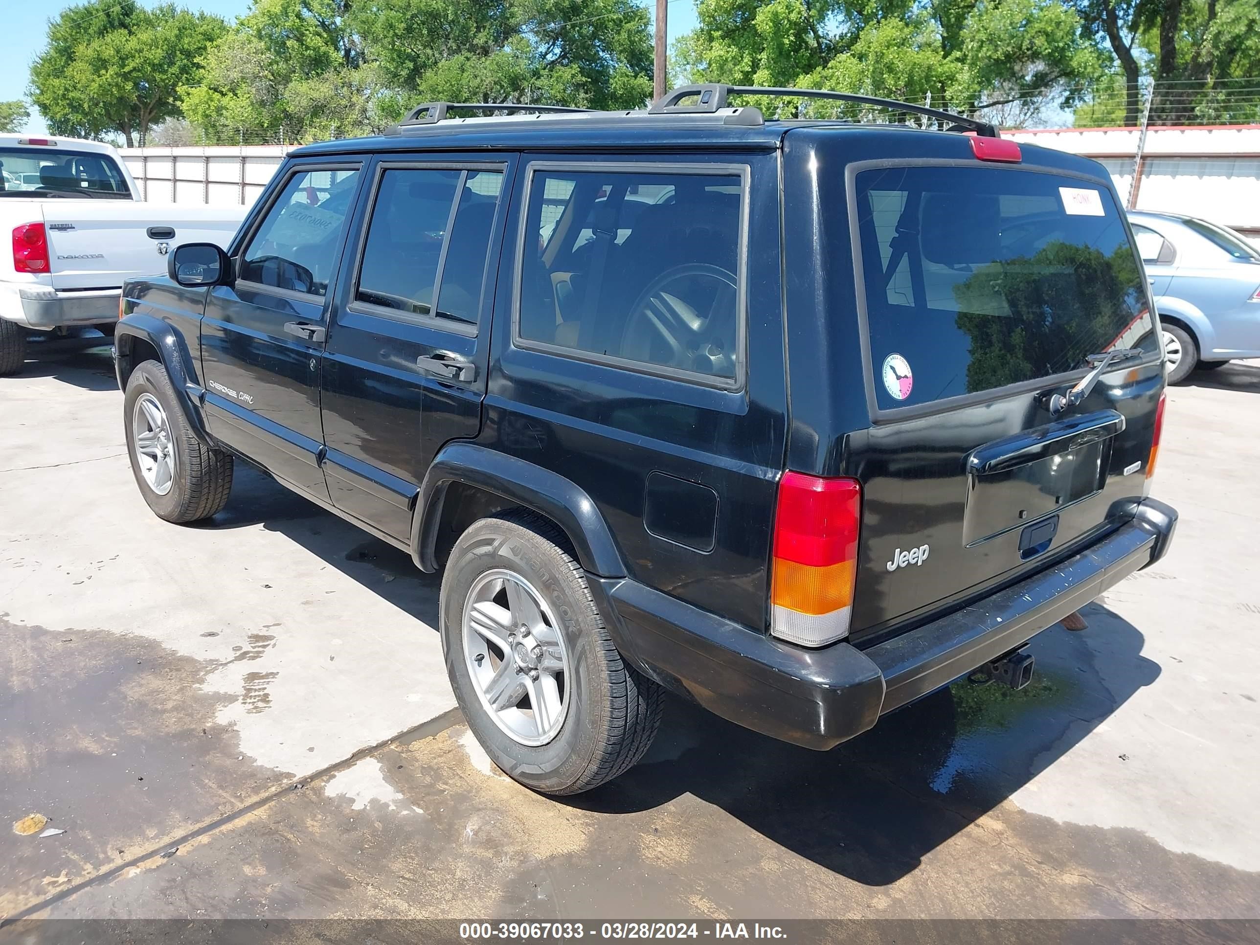 Photo 2 VIN: 1J4FT58S4YL238068 - JEEP CHEROKEE 