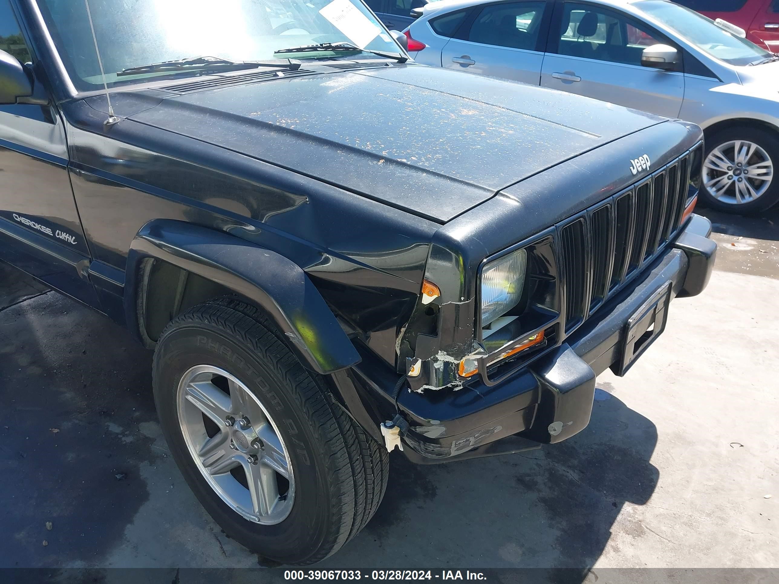 Photo 5 VIN: 1J4FT58S4YL238068 - JEEP CHEROKEE 