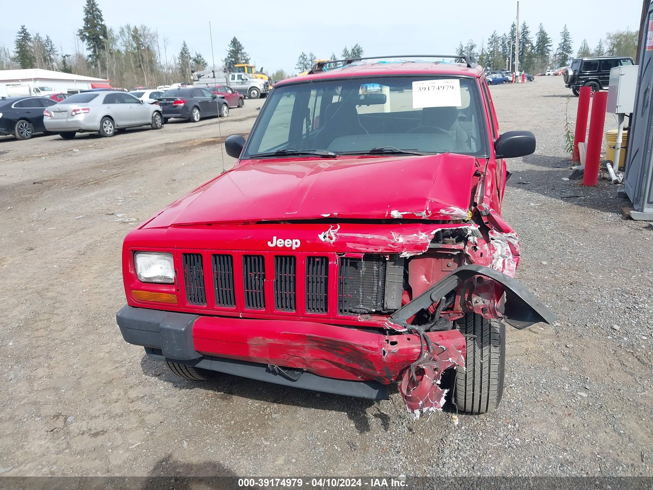 Photo 11 VIN: 1J4FT68S4XL604177 - JEEP CHEROKEE 