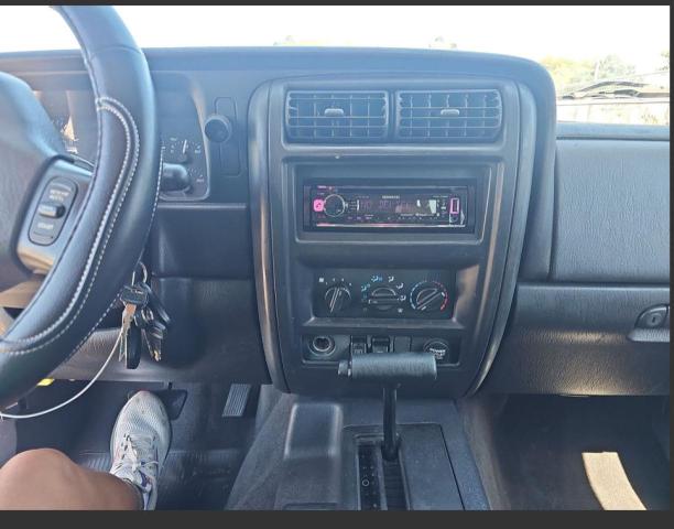 Photo 8 VIN: 1J4FT68S5XL540201 - JEEP CHEROKEE S 