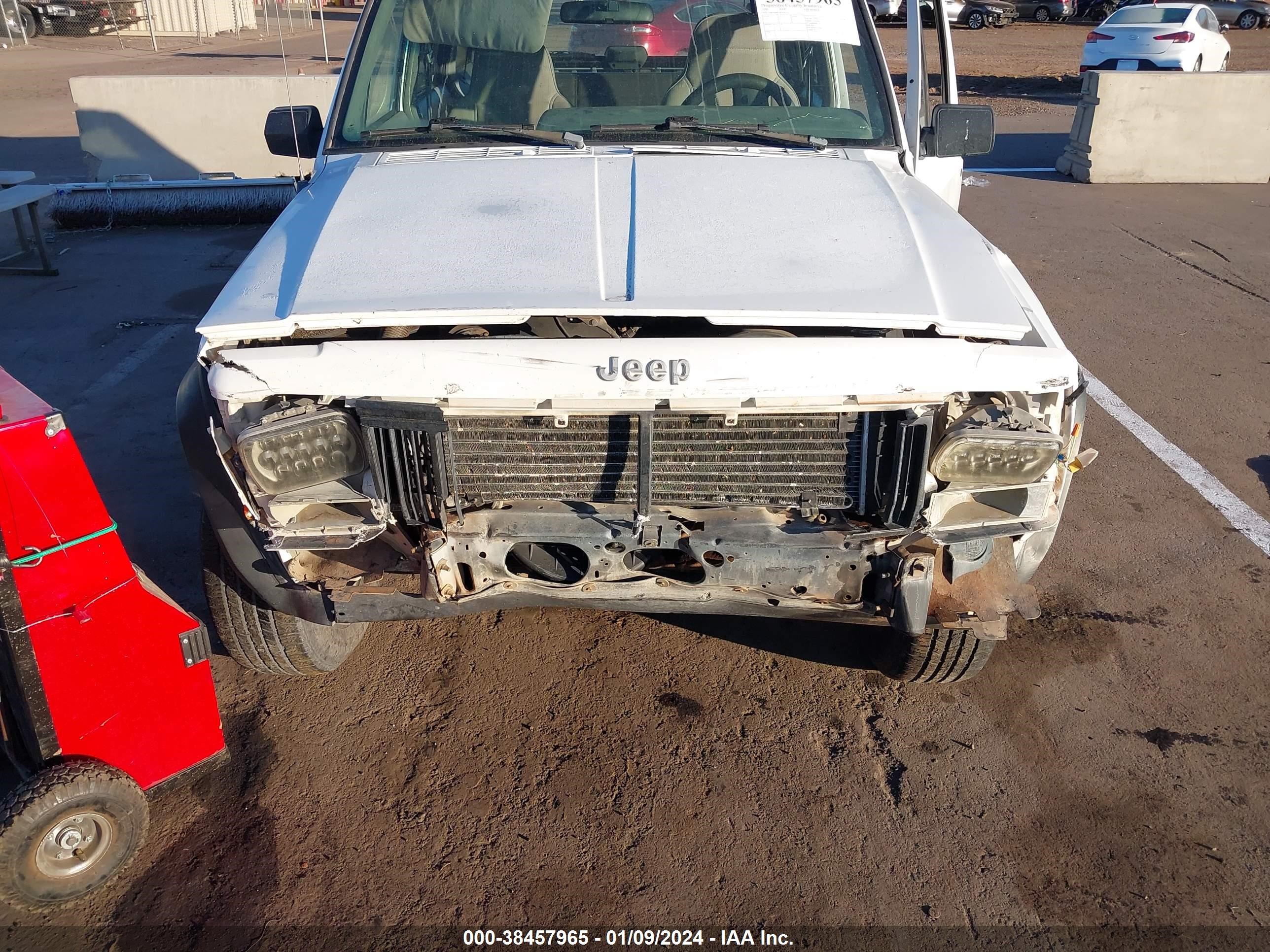 Photo 5 VIN: 1J4FT68SXSL616777 - JEEP CHEROKEE 