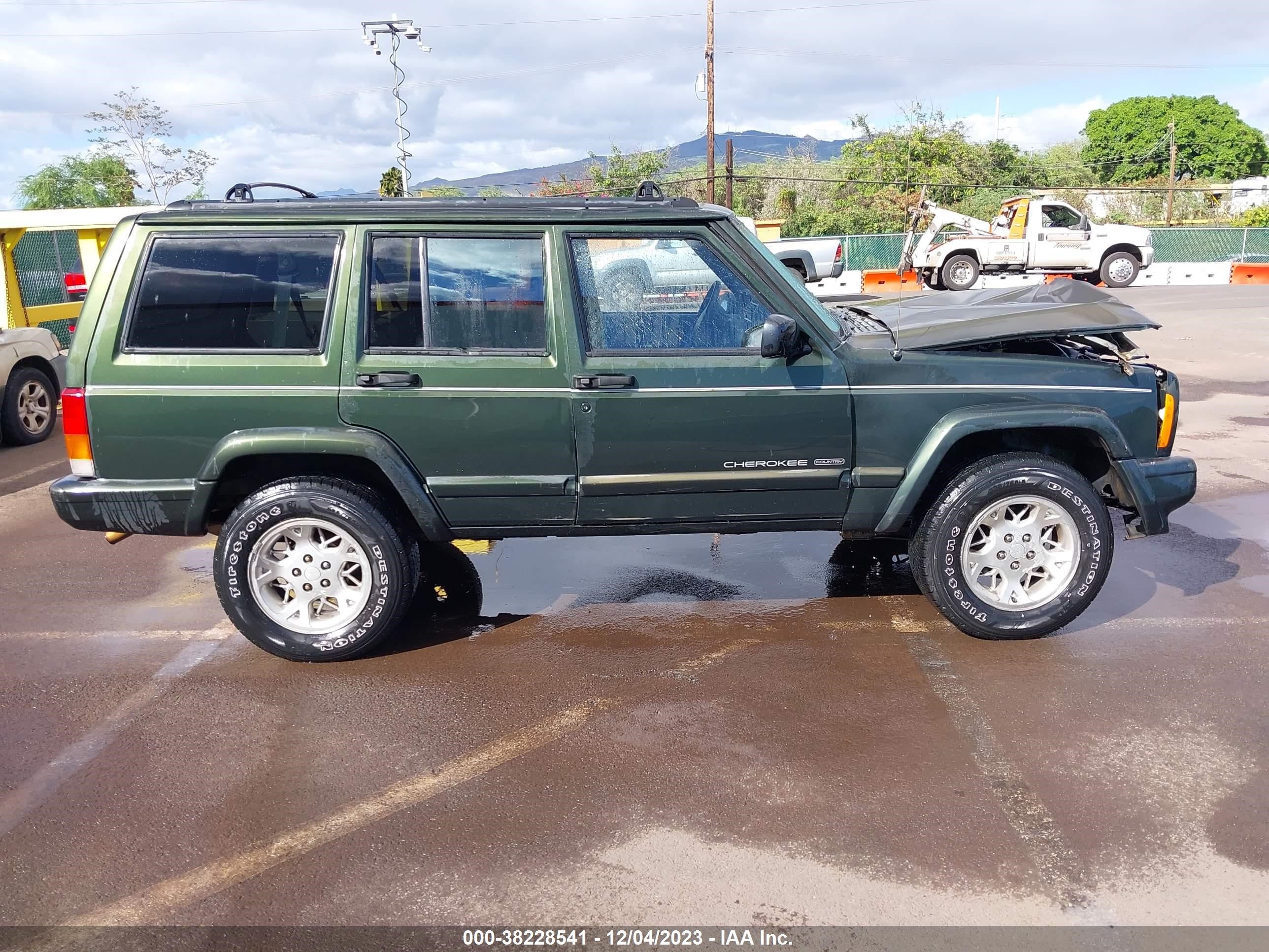 Photo 12 VIN: 1J4FT78S3VL579680 - JEEP CHEROKEE 