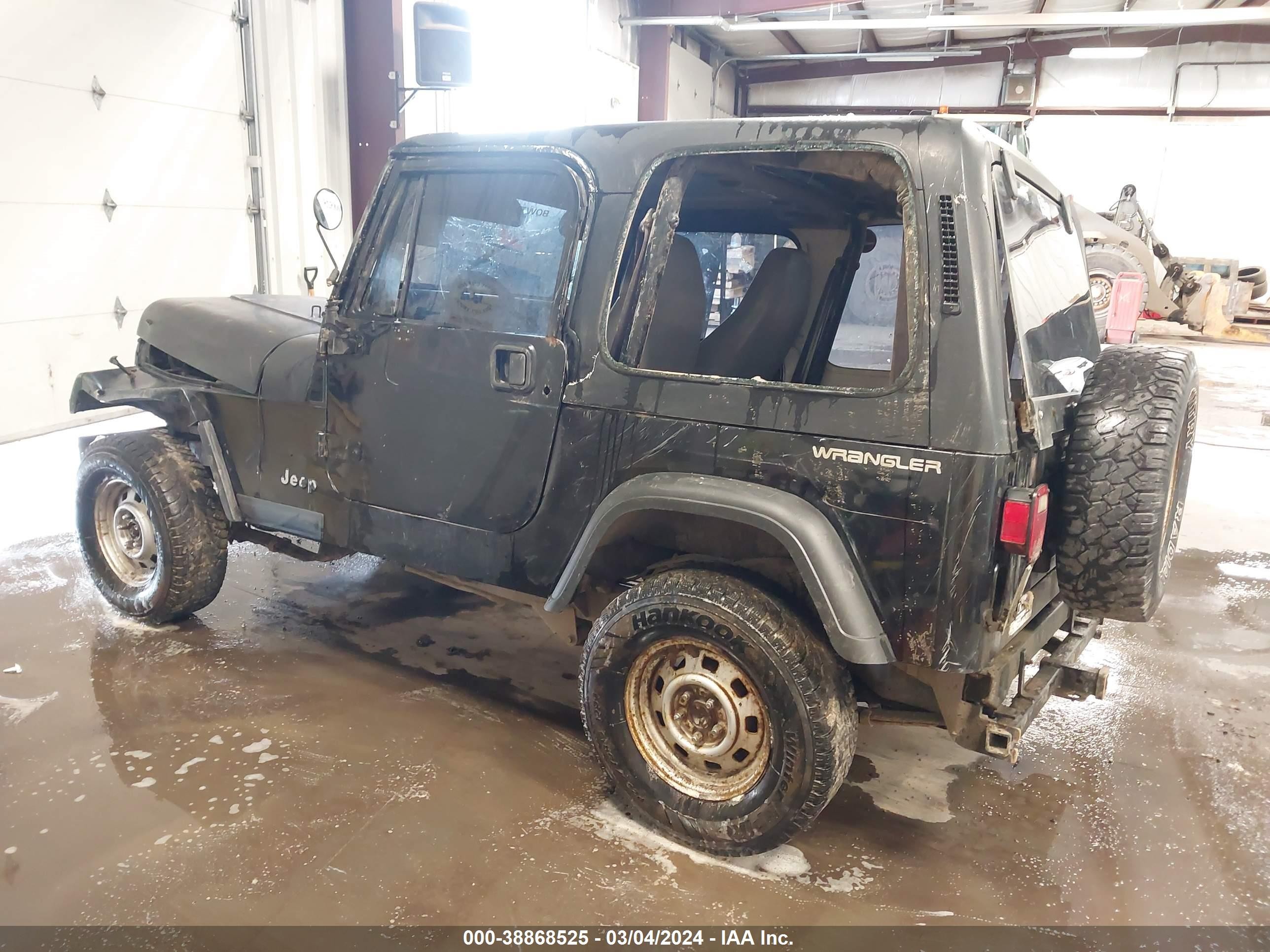 Photo 2 VIN: 1J4FY19P1RP443281 - JEEP WRANGLER 