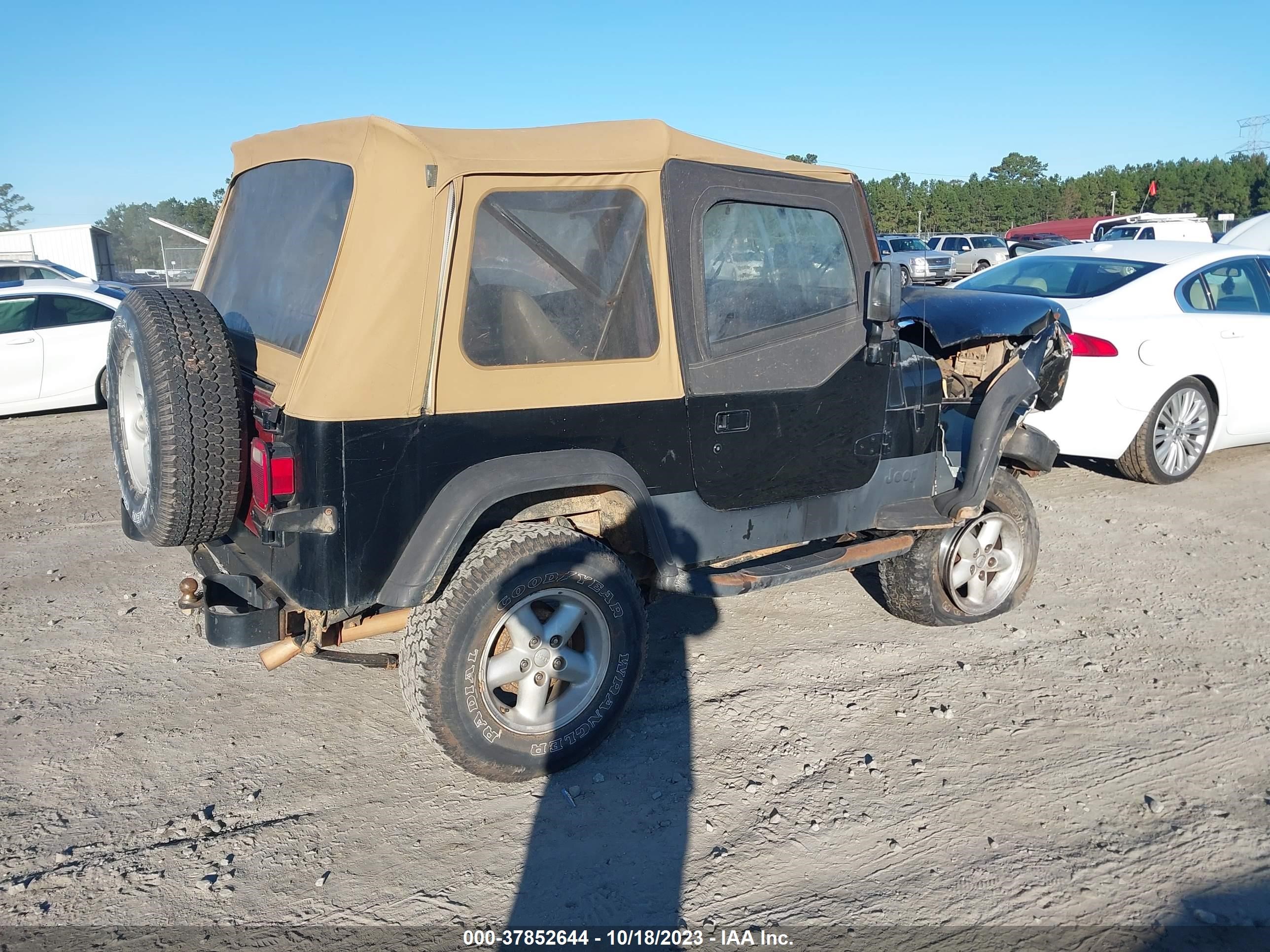 Photo 3 VIN: 1J4FY19P8SP316050 - JEEP WRANGLER 