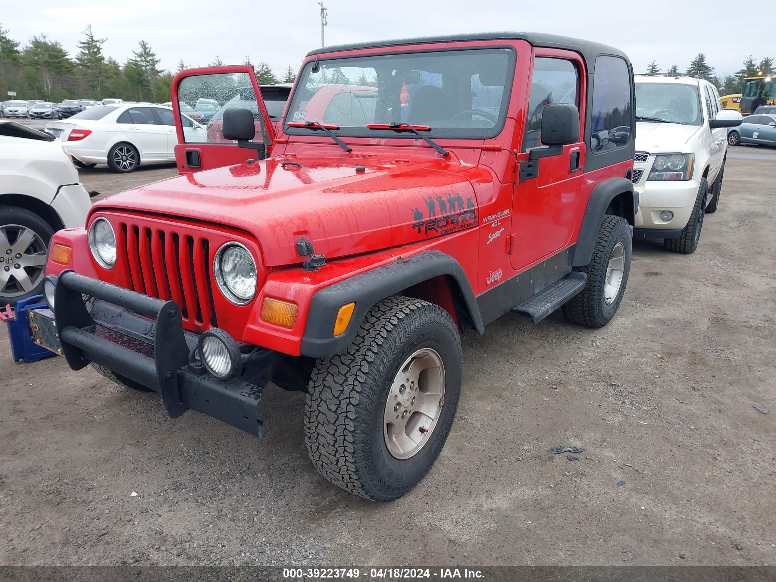 Photo 5 VIN: 1J4FY19S3XP450024 - JEEP WRANGLER 