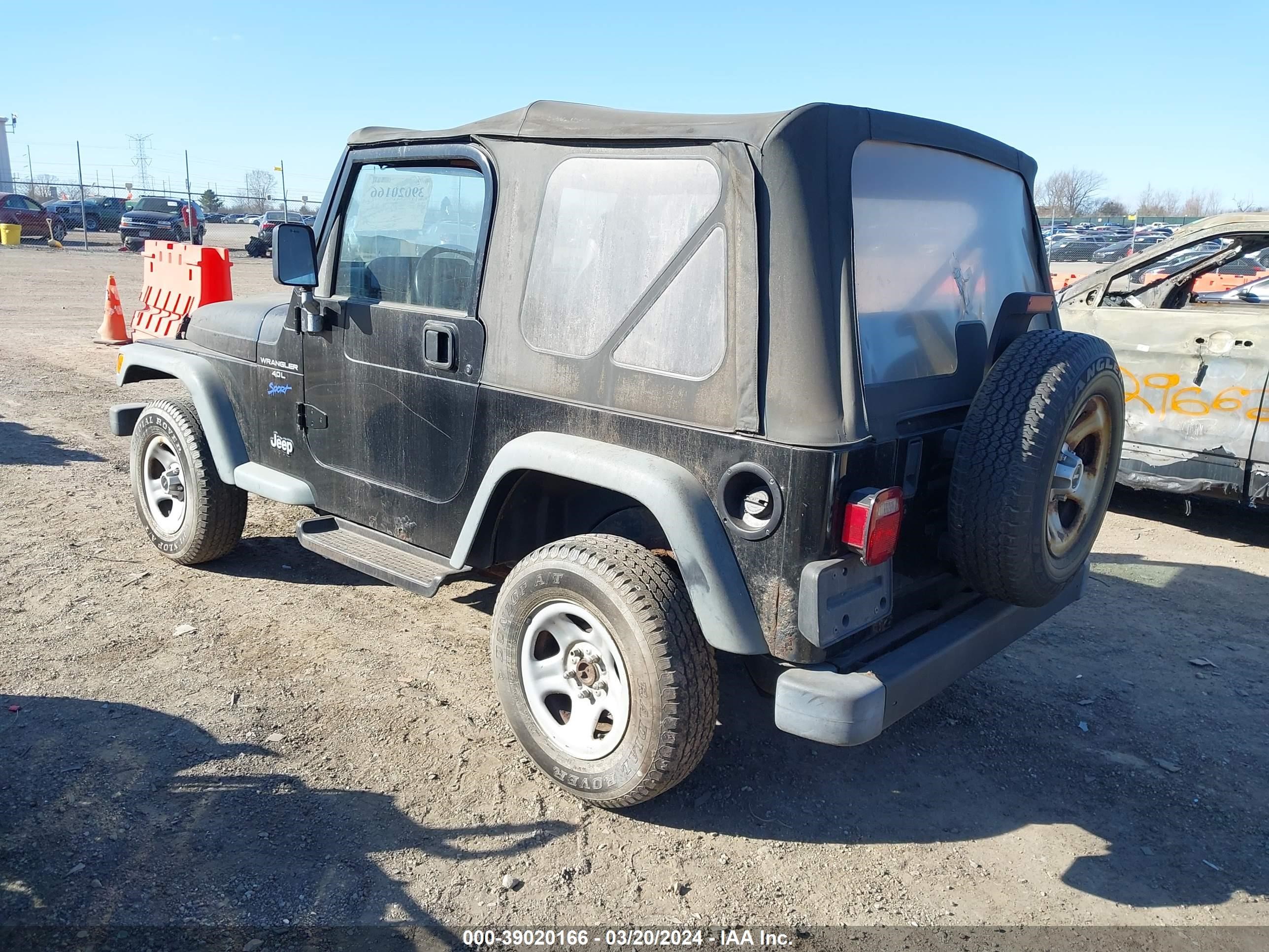 Photo 2 VIN: 1J4FY19S4WP746068 - JEEP WRANGLER 