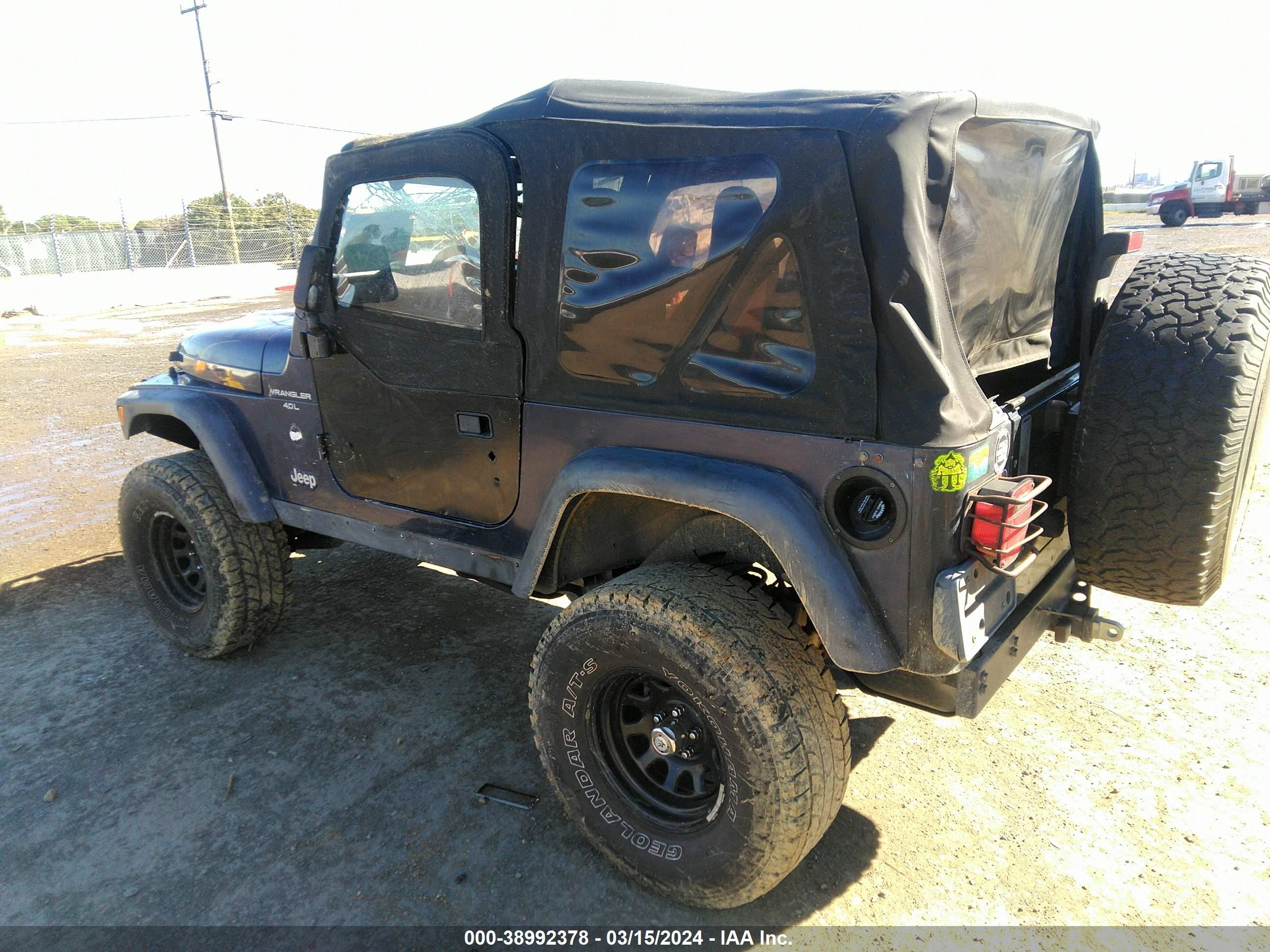 Photo 2 VIN: 1J4FY19S5VP521754 - JEEP WRANGLER 