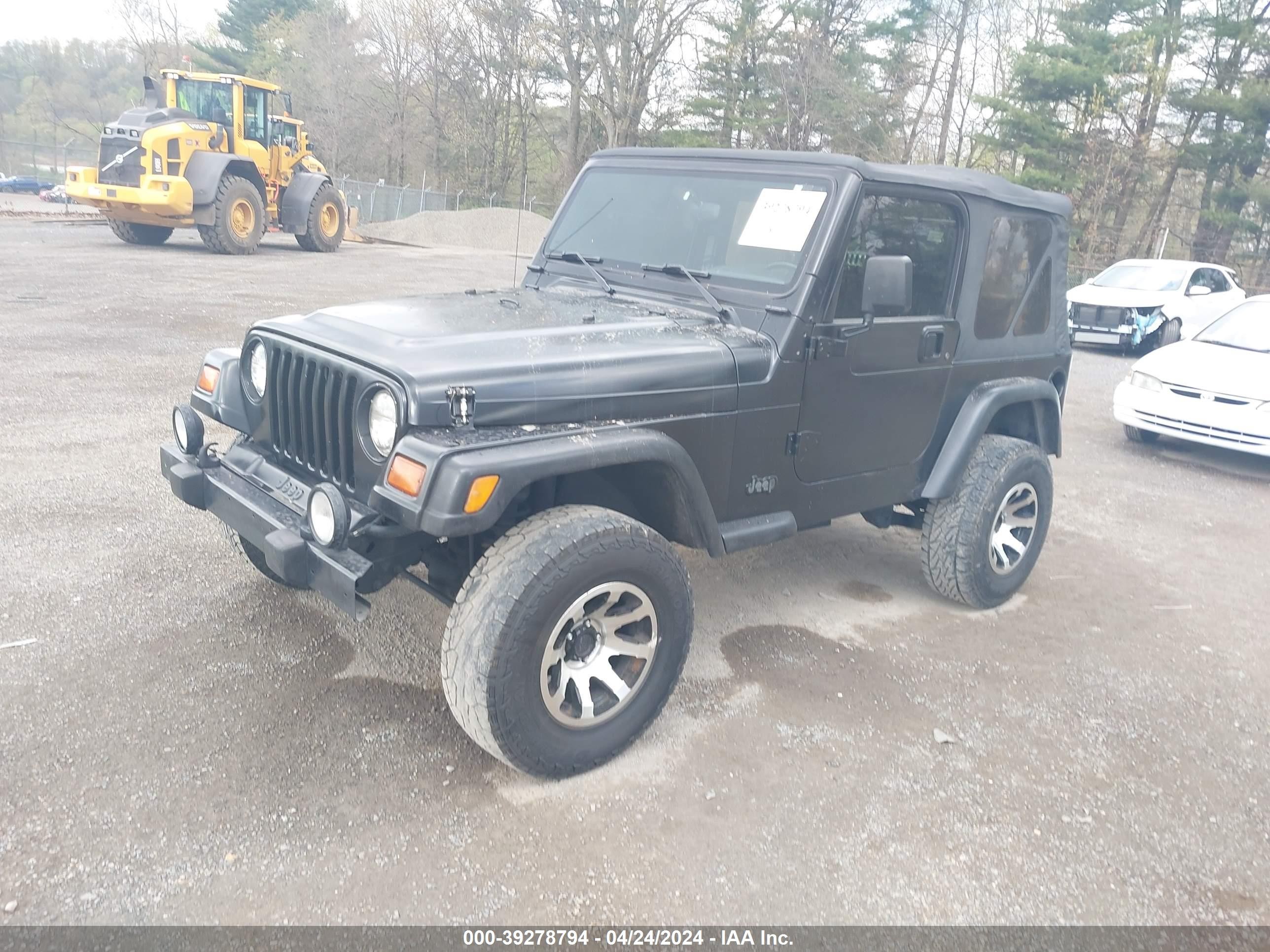 Photo 2 VIN: 1J4FY19SXWP711941 - JEEP WRANGLER 