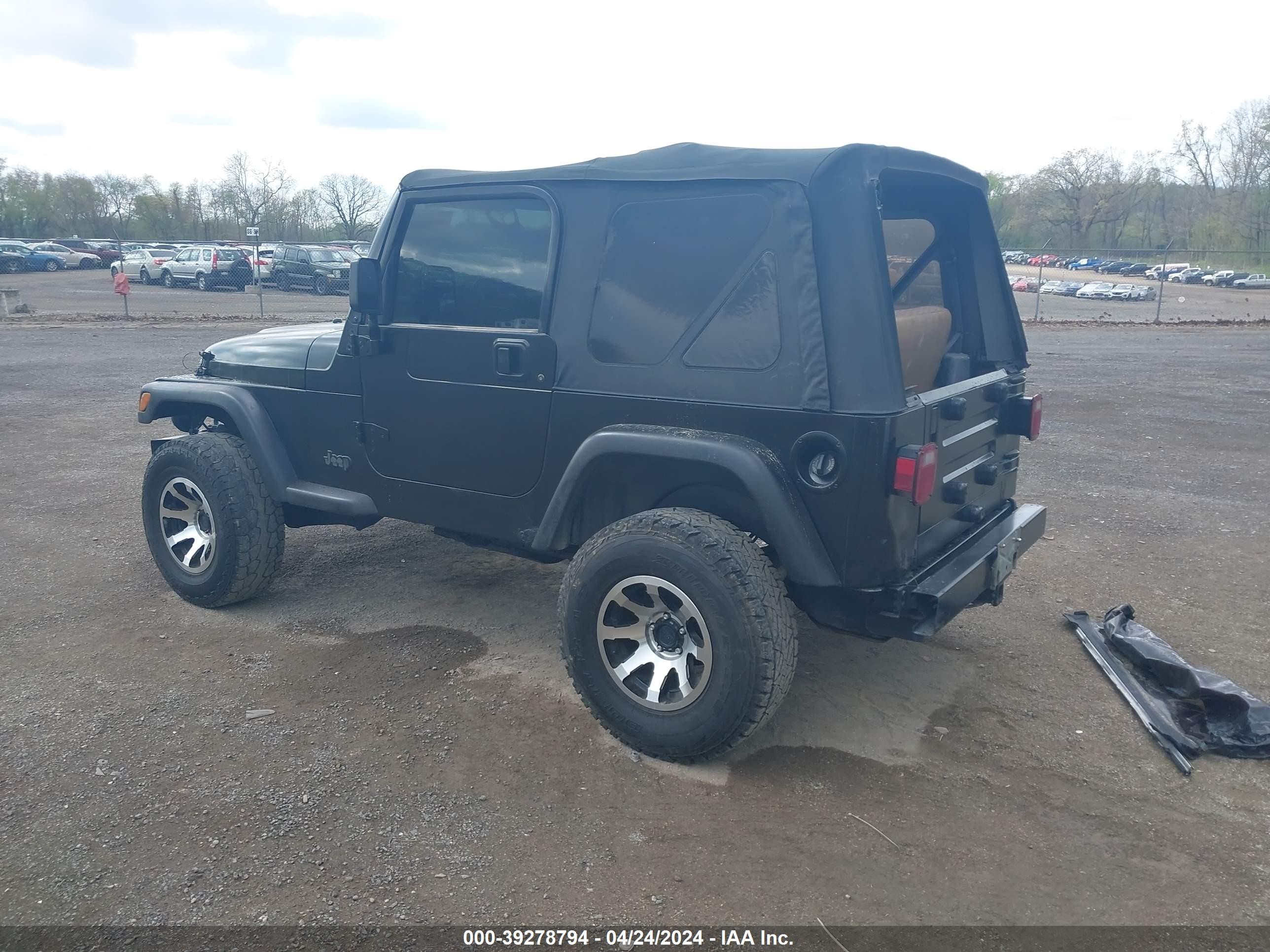 Photo 3 VIN: 1J4FY19SXWP711941 - JEEP WRANGLER 