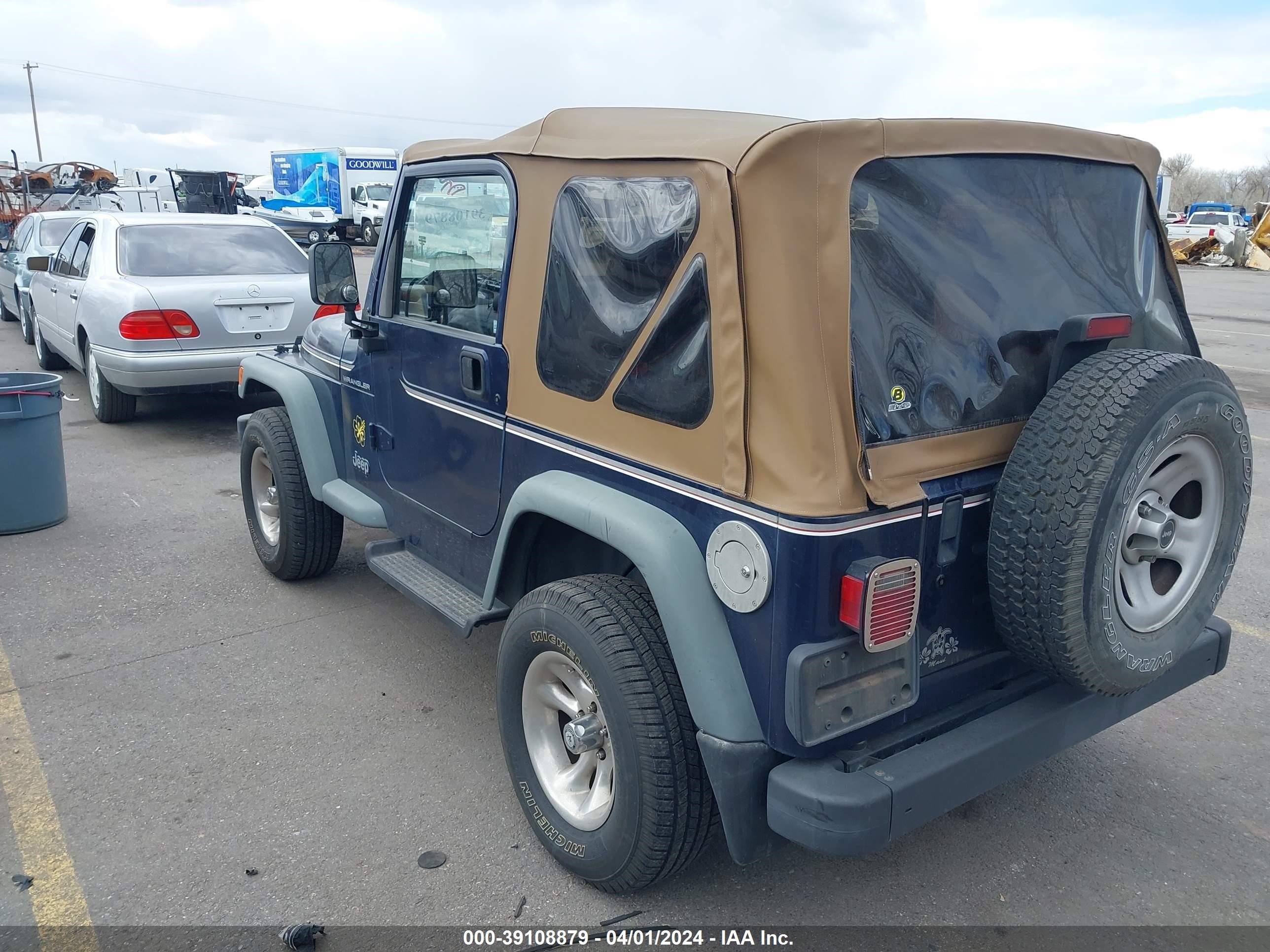 Photo 13 VIN: 1J4FY29P0VP479821 - JEEP WRANGLER 