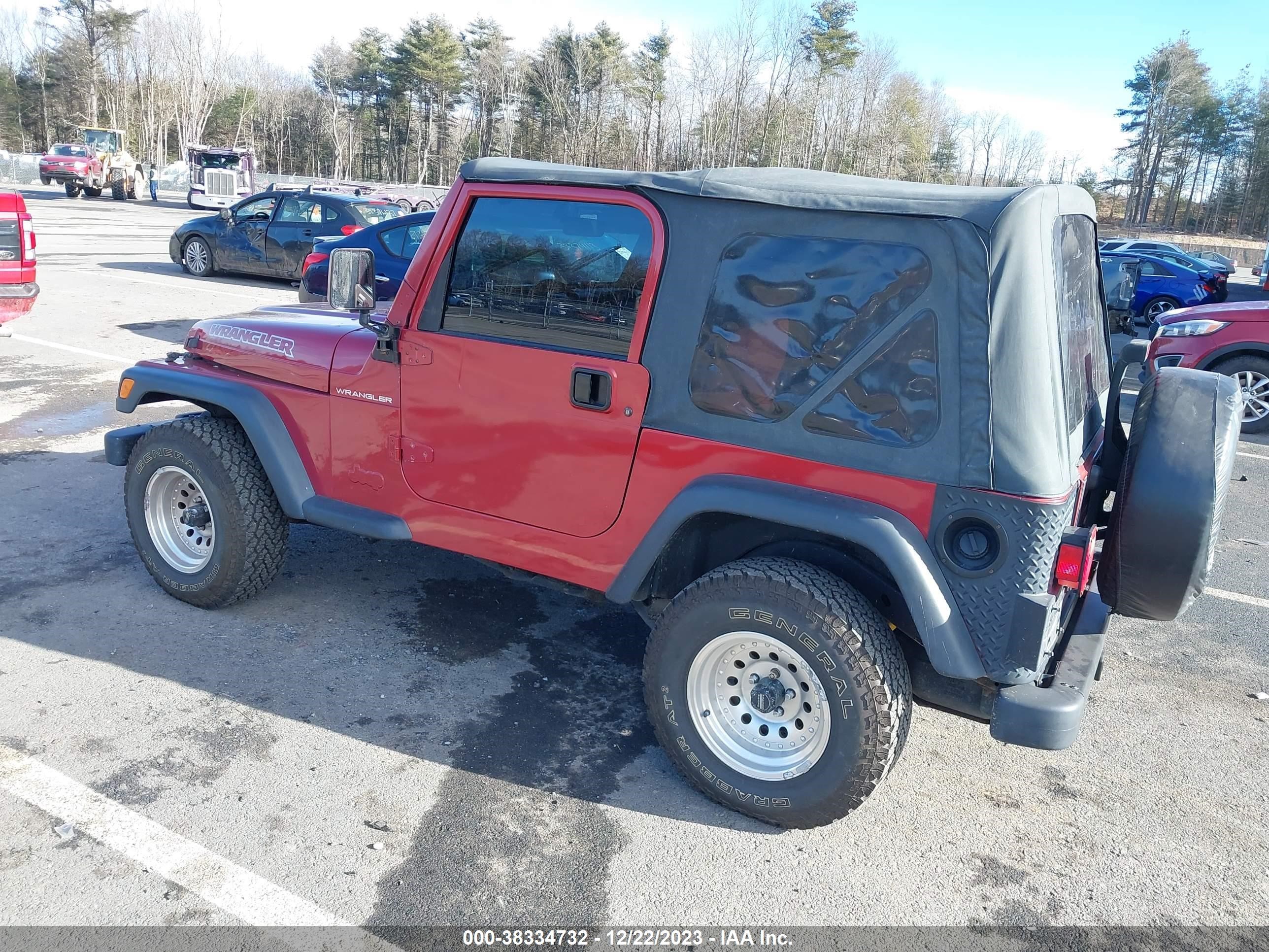 Photo 2 VIN: 1J4FY29P1WP767624 - JEEP WRANGLER 