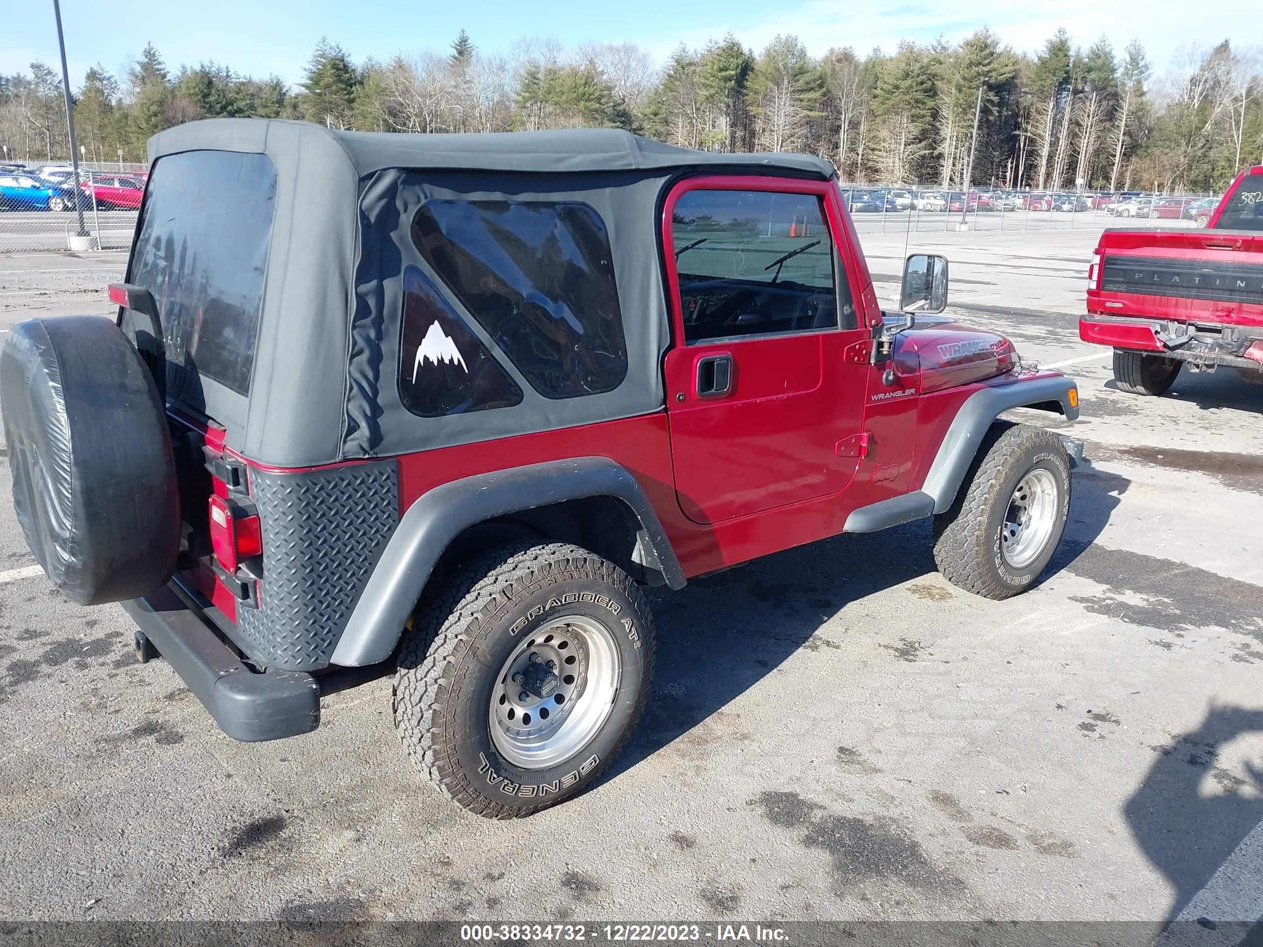 Photo 3 VIN: 1J4FY29P1WP767624 - JEEP WRANGLER 