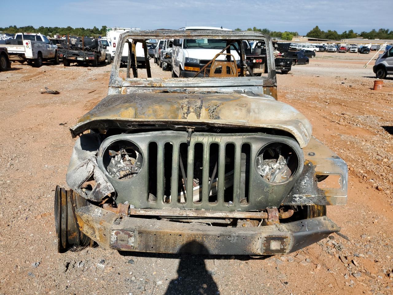 Photo 4 VIN: 1J4FY29P1XP439928 - JEEP WRANGLER 