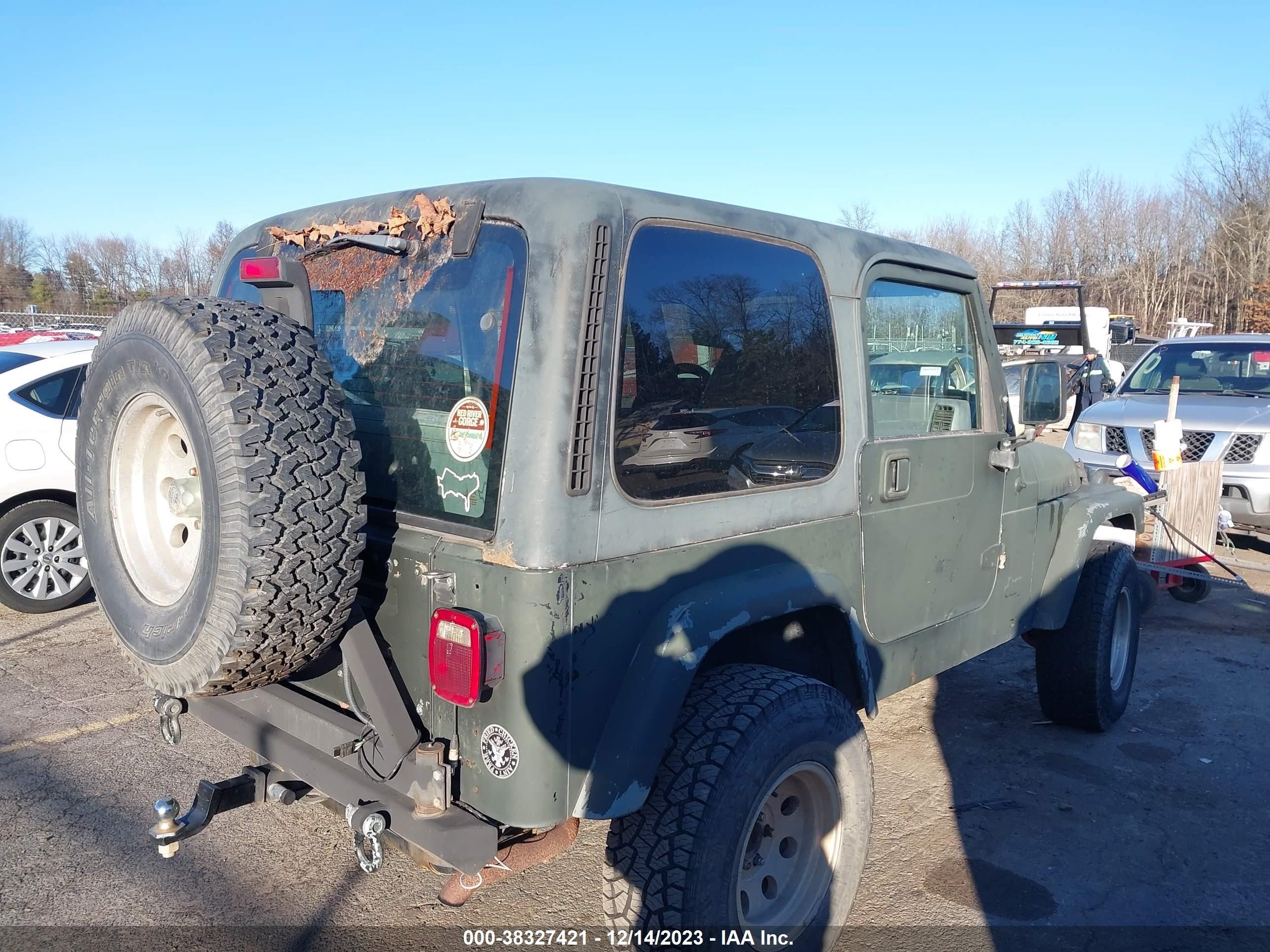 Photo 3 VIN: 1J4FY29P3WP757435 - JEEP WRANGLER 