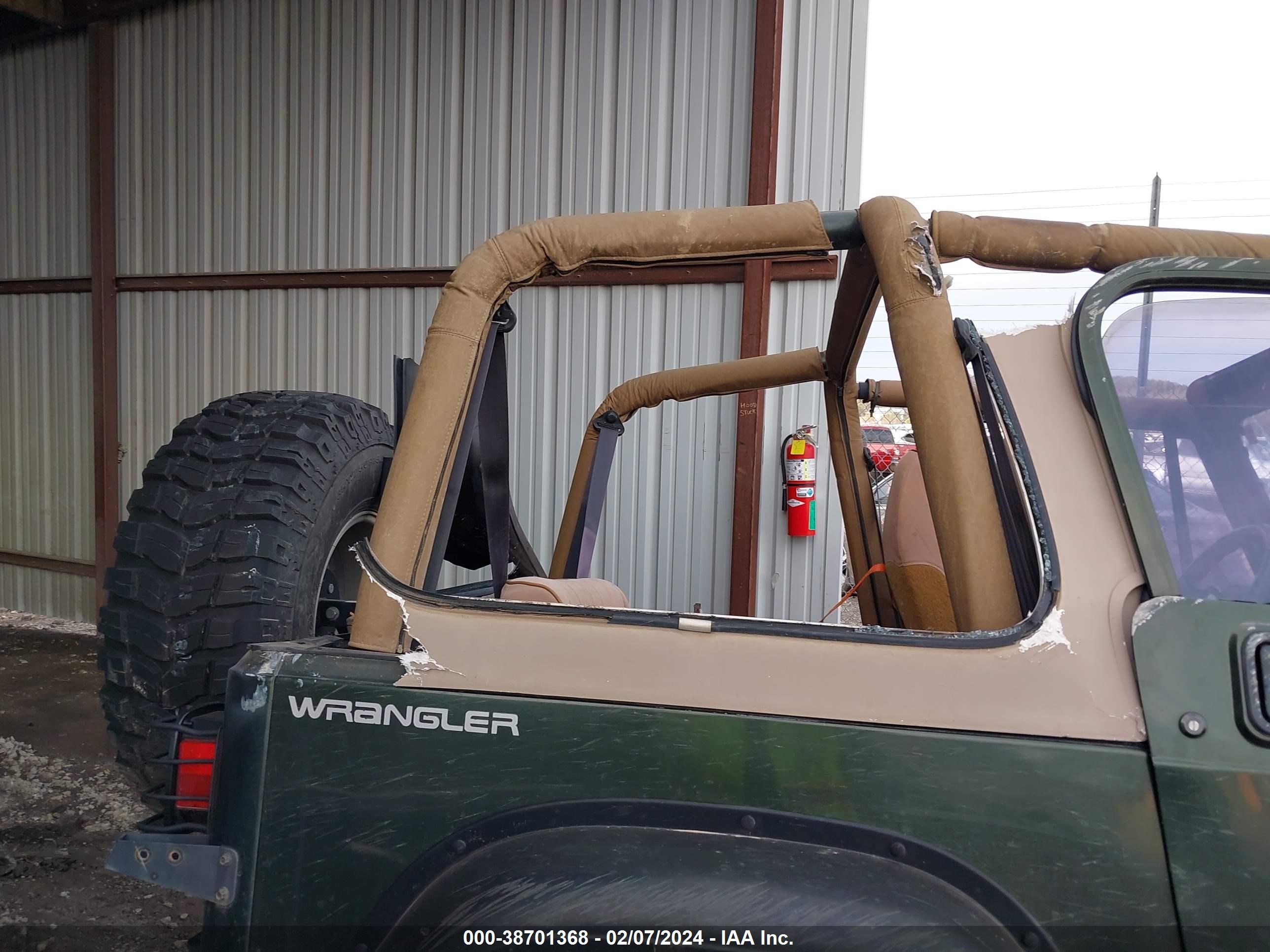 Photo 15 VIN: 1J4FY29S4SP309722 - JEEP WRANGLER 